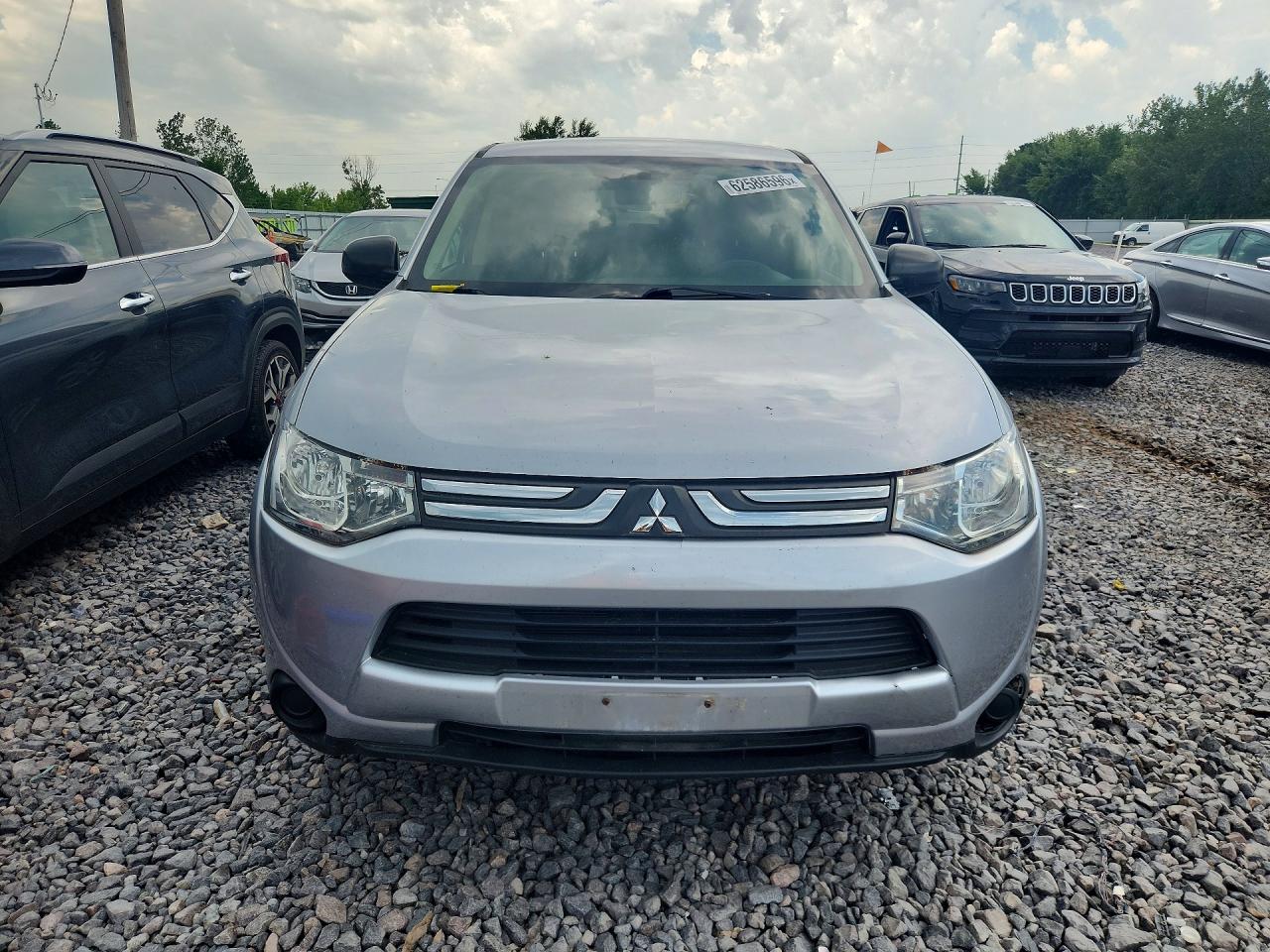 2014 Mitsubishi Outlander Es Серебряный vin: JA4AD2A37EZ008204