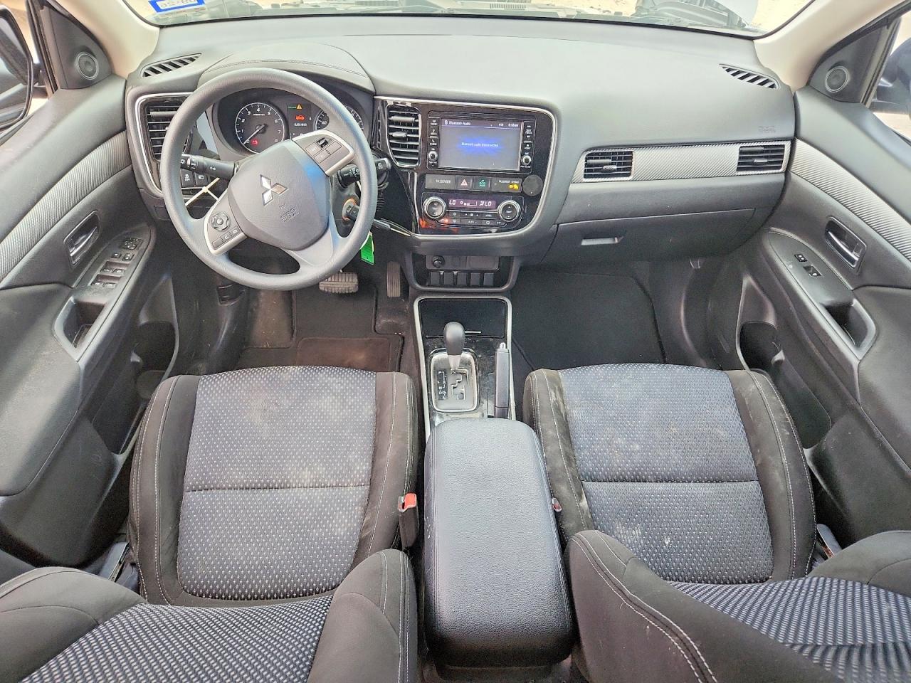 2018 Mitsubishi Outlander Es Серый vin: JA4AD2A37JJ002668