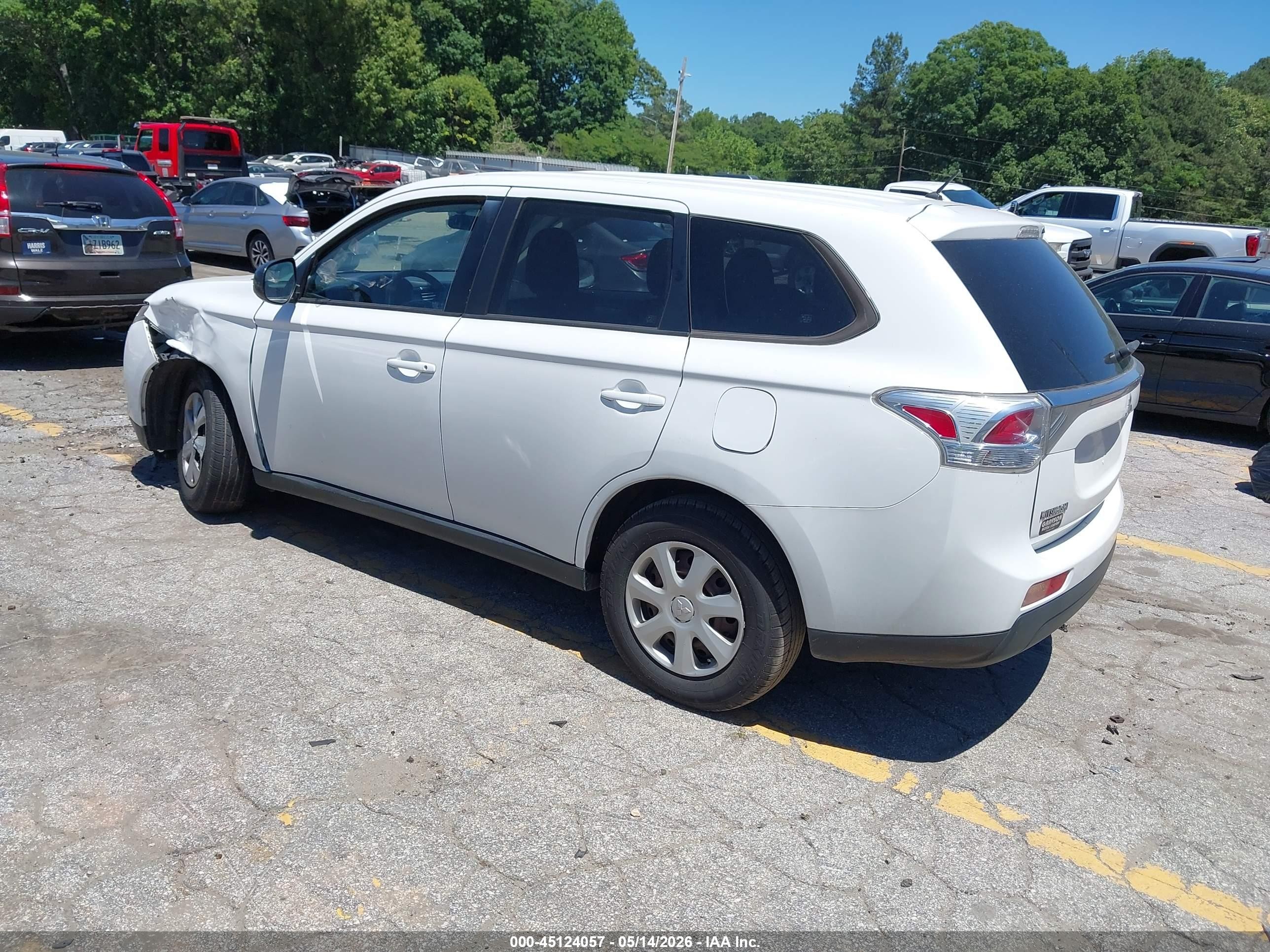 2014 Mitsubishi Outlander Es White vin: JA4AD2A38EZ007014