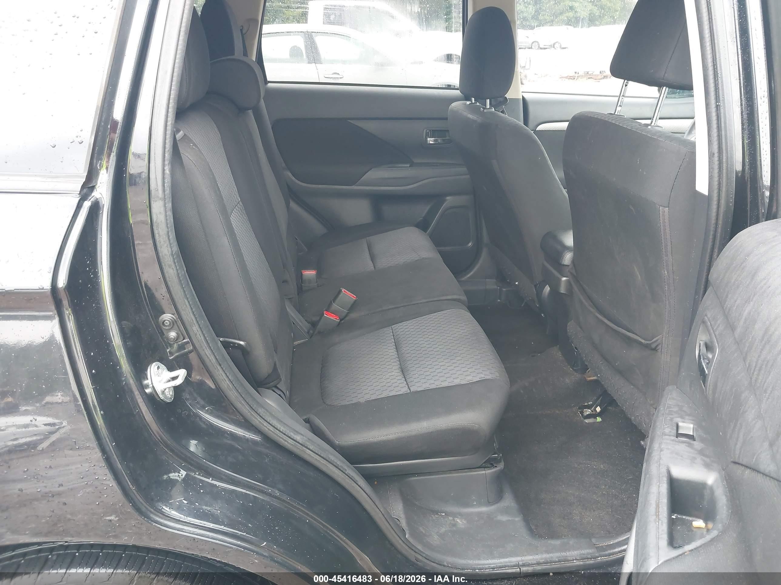 2014 Mitsubishi Outlander Es Black vin: JA4AD2A39EZ006938