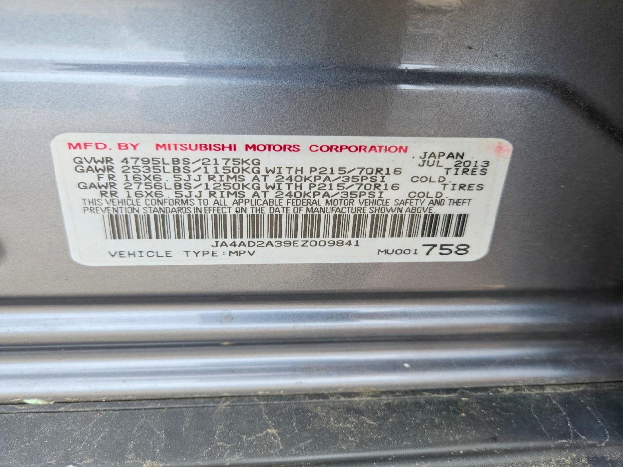 2014 Mitsubishi Outlander Es Silver vin: JA4AD2A39EZ009841
