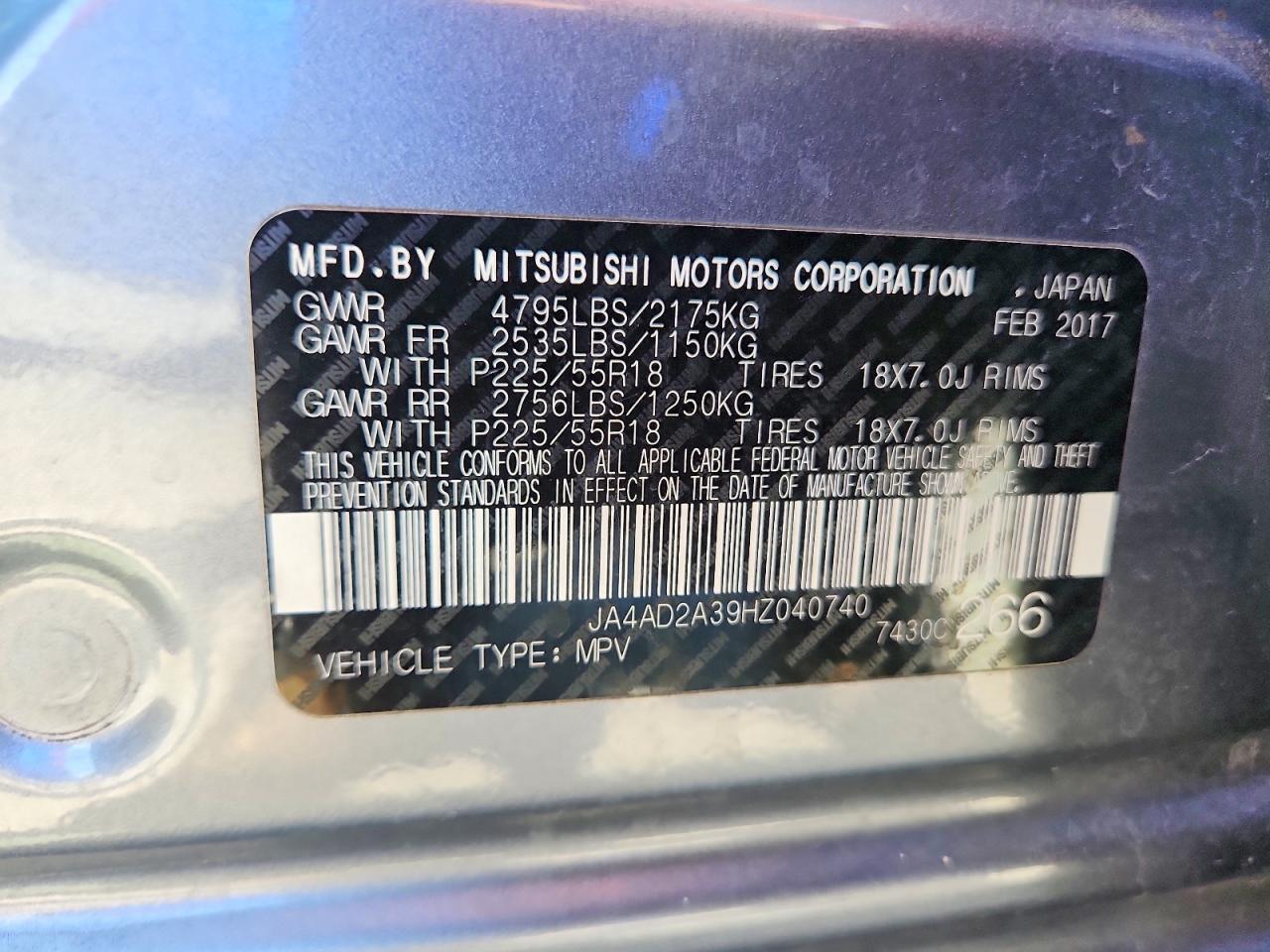 2017 Mitsubishi Outlander Es Silver vin: JA4AD2A39HZ040740