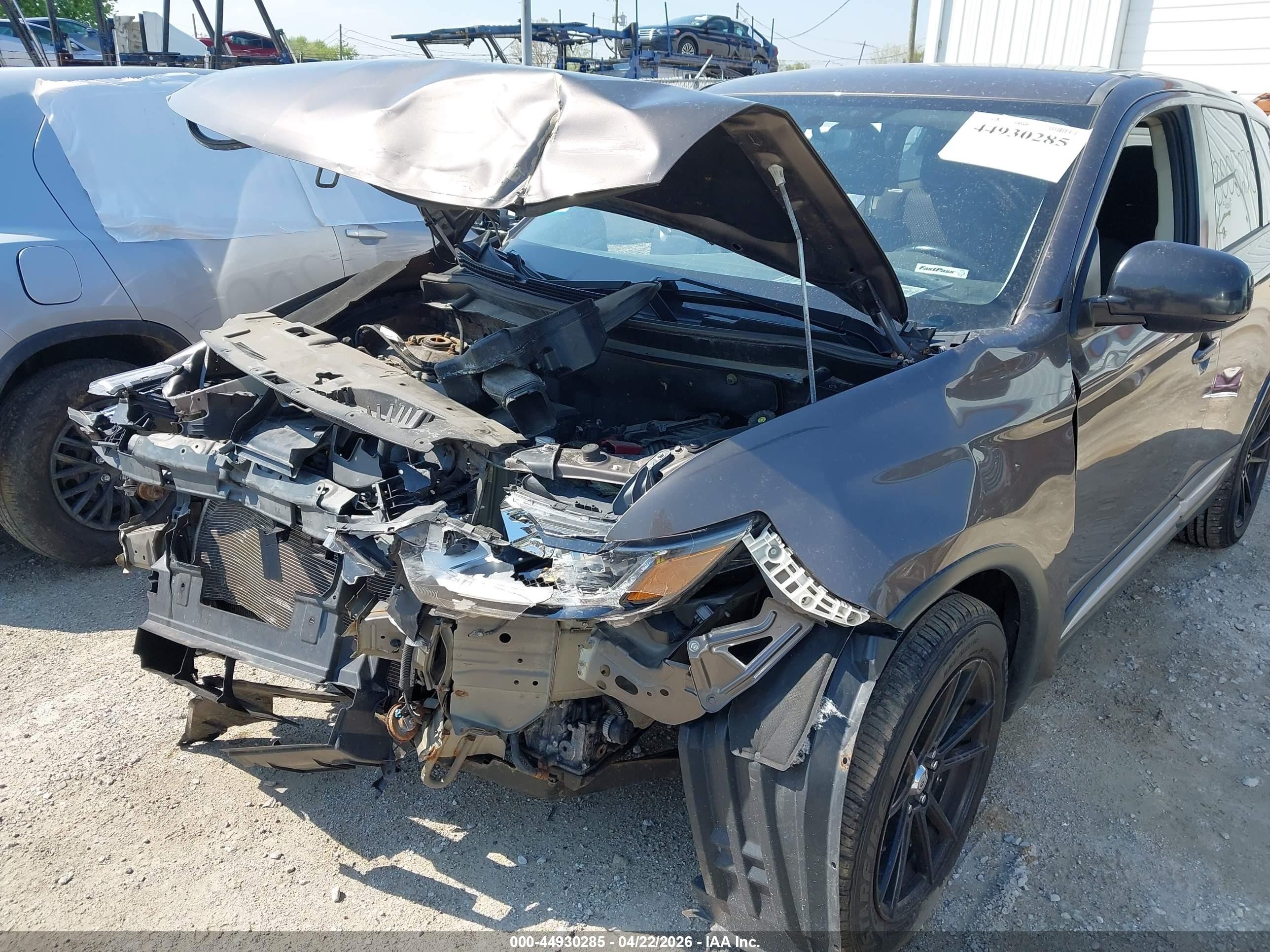 2017 Mitsubishi Outlander Es Beige vin: JA4AD2A39HZ066352