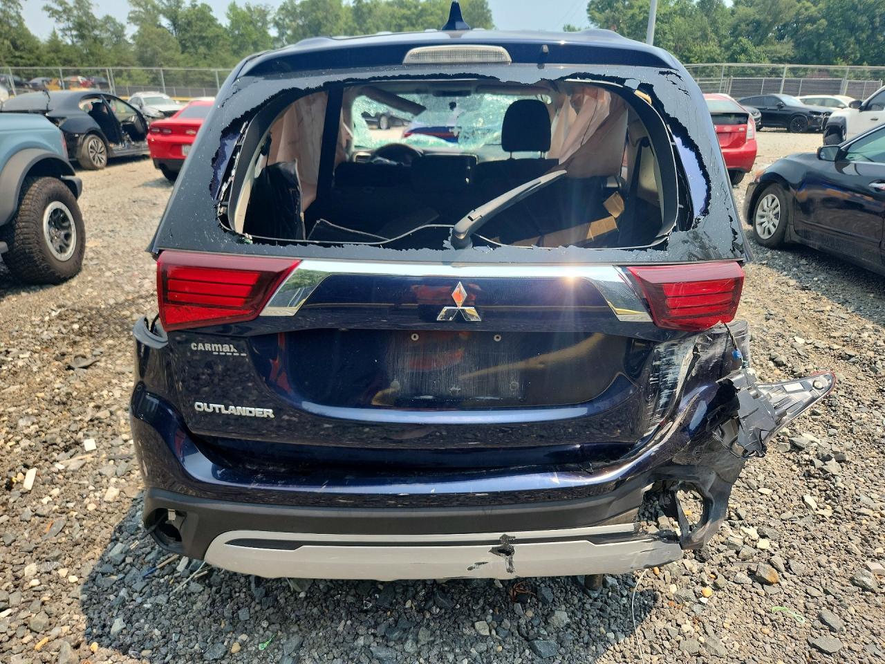 2020 Mitsubishi Outlander Es Blue vin: JA4AD2A39LZ045901