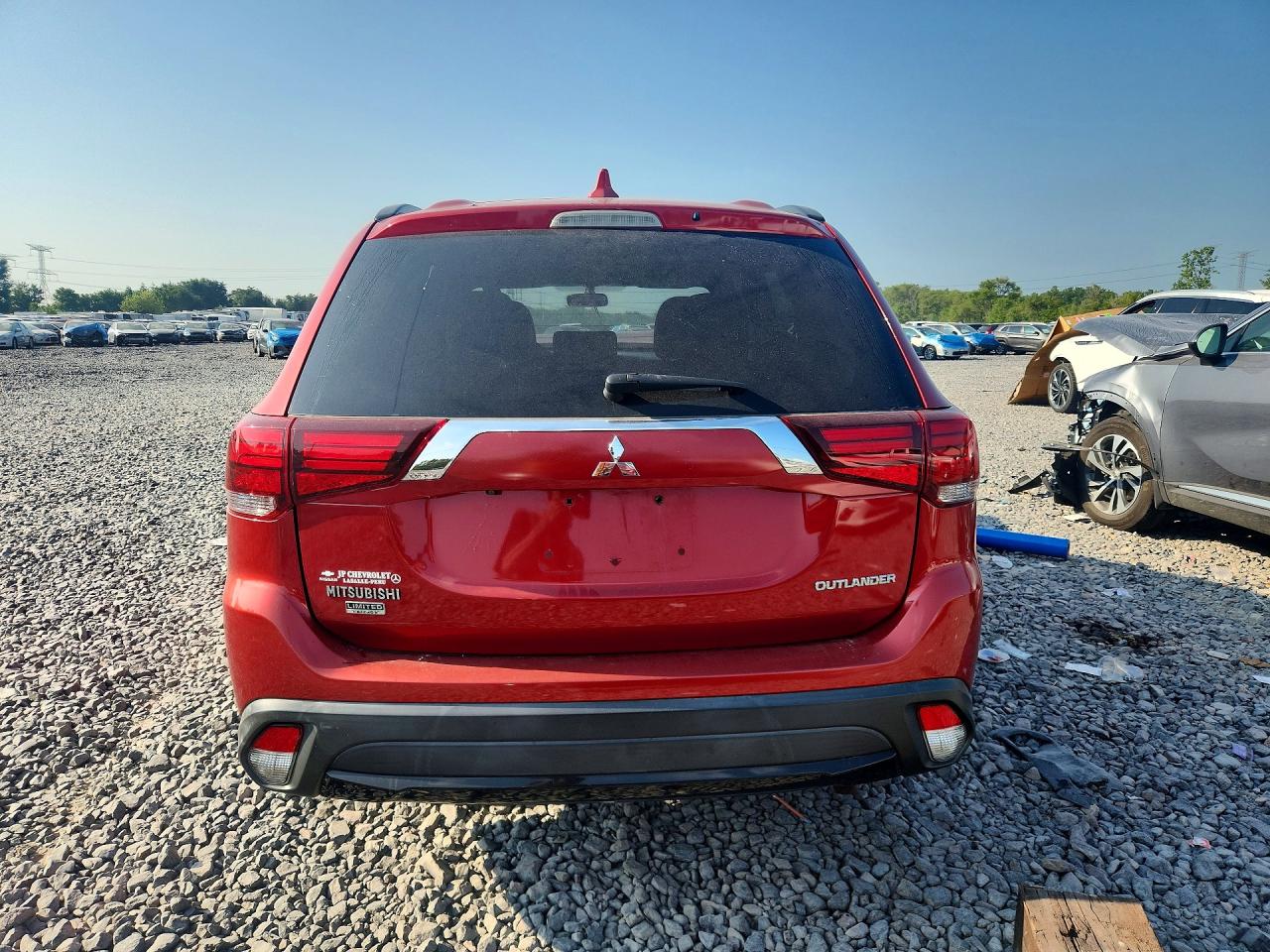 2018 Mitsubishi Outlander Se Burgundy vin: JA4AD3A30JZ030674