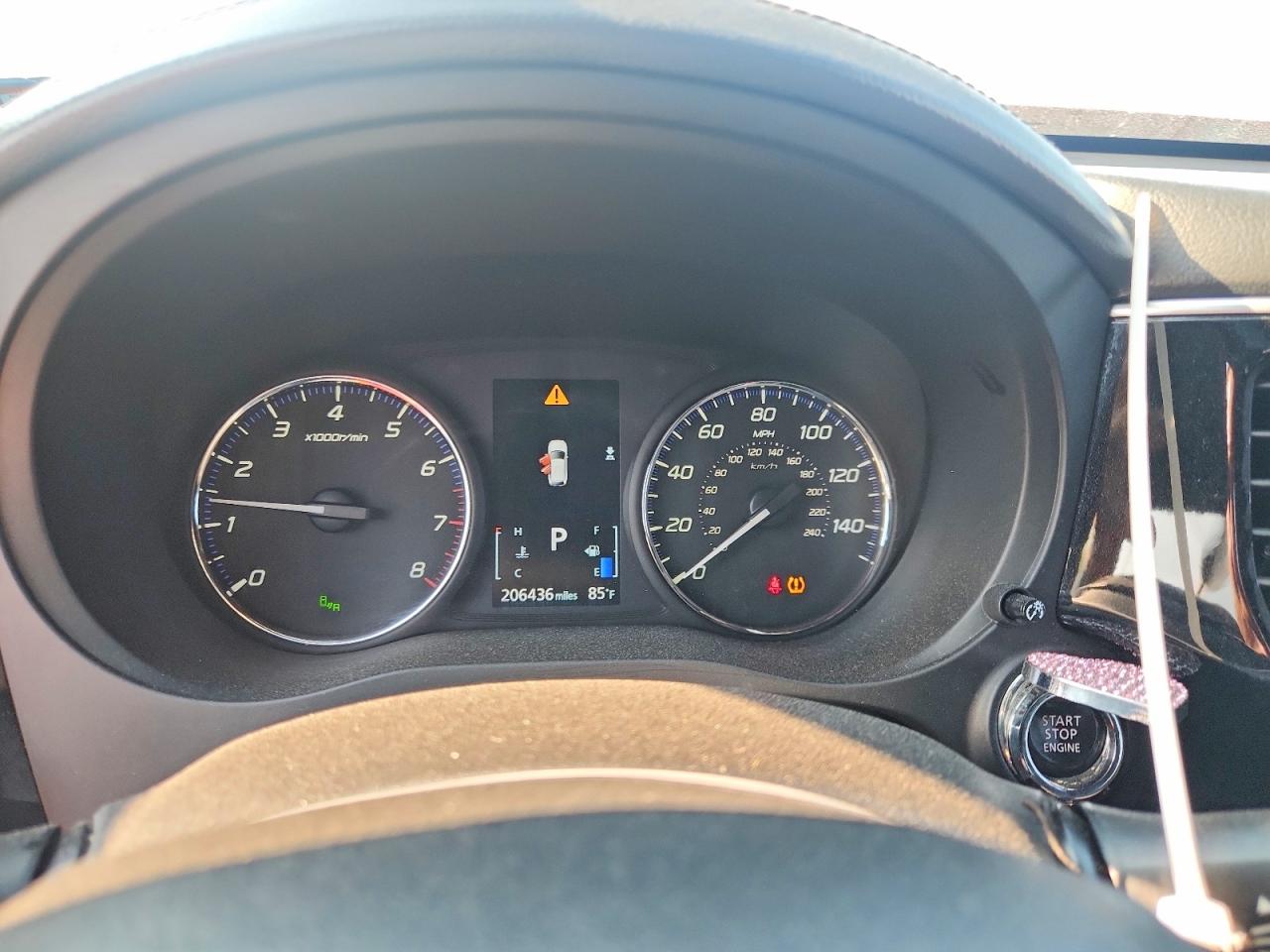 2018 Mitsubishi Outlander Se Burgundy vin: JA4AD3A30JZ030674