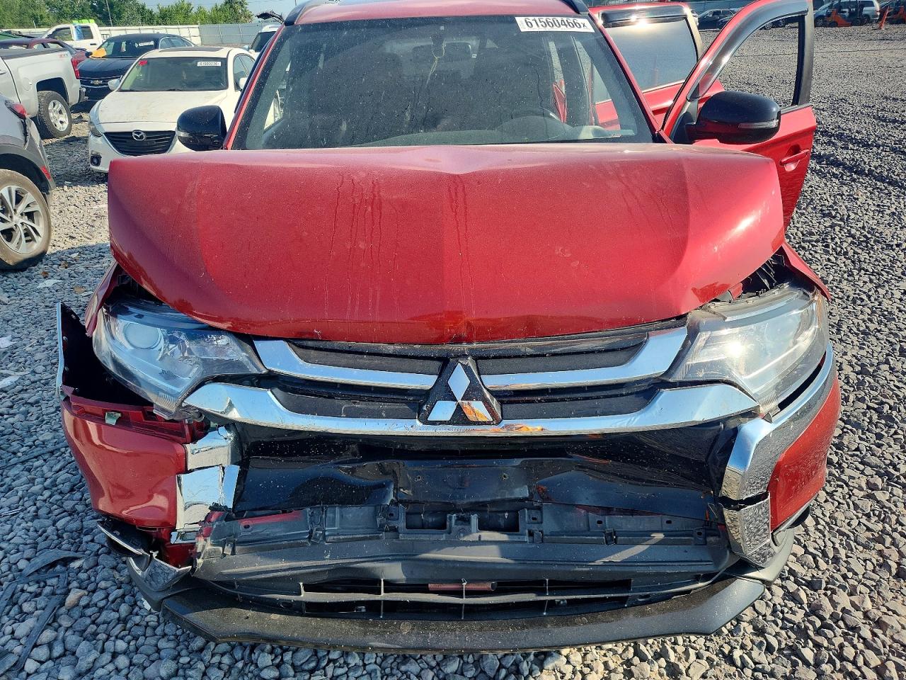 2018 Mitsubishi Outlander Se Burgundy vin: JA4AD3A30JZ030674