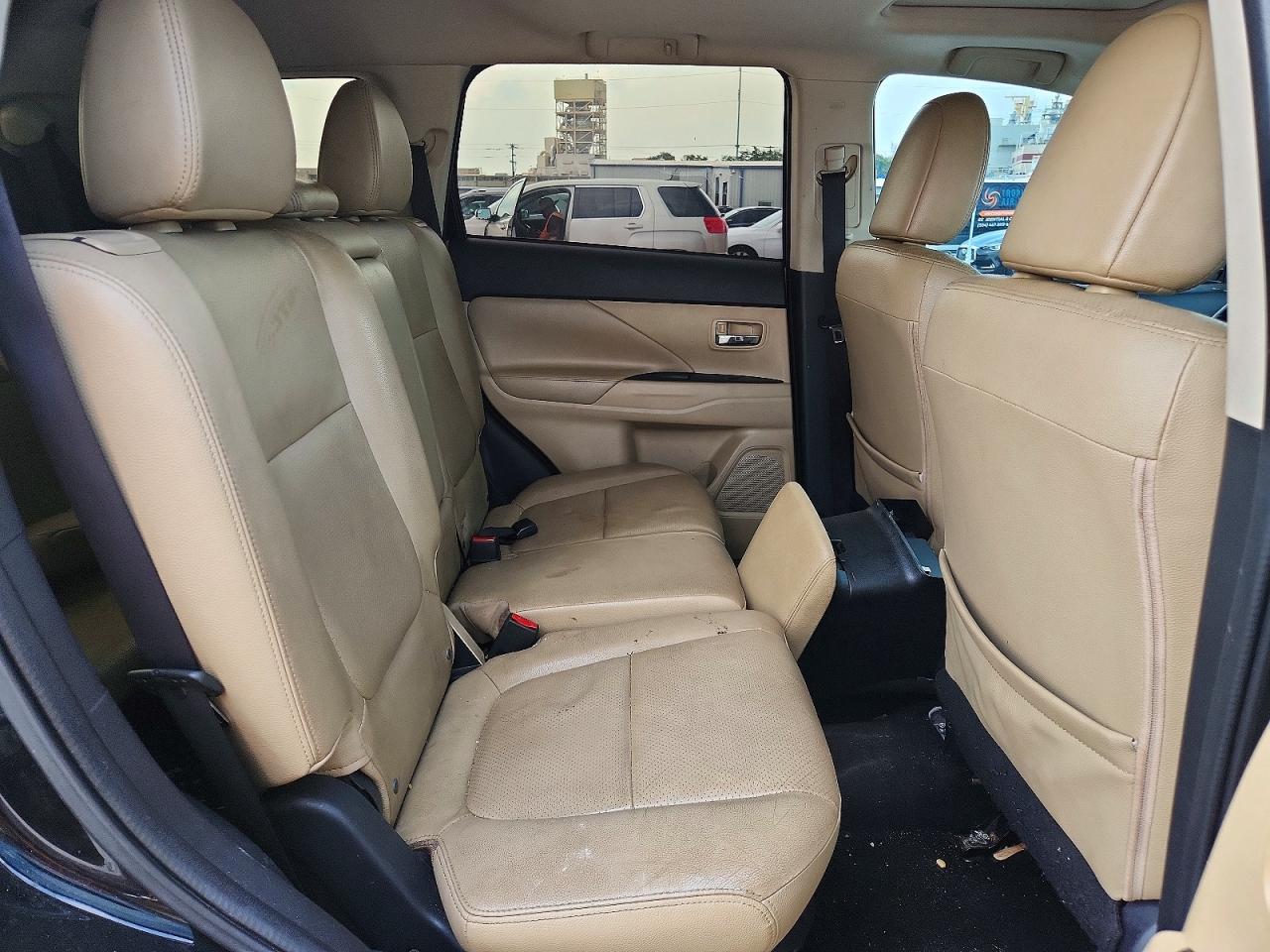 2015 Mitsubishi Outlander Se Black vin: JA4AD3A31FZ001577