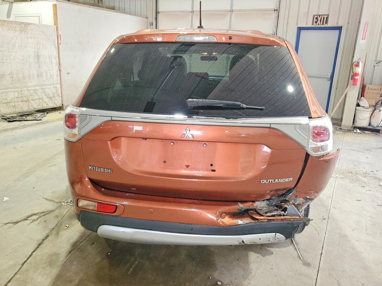 2015 Mitsubishi Outlander Se Brown vin: JA4AD3A31FZ004138