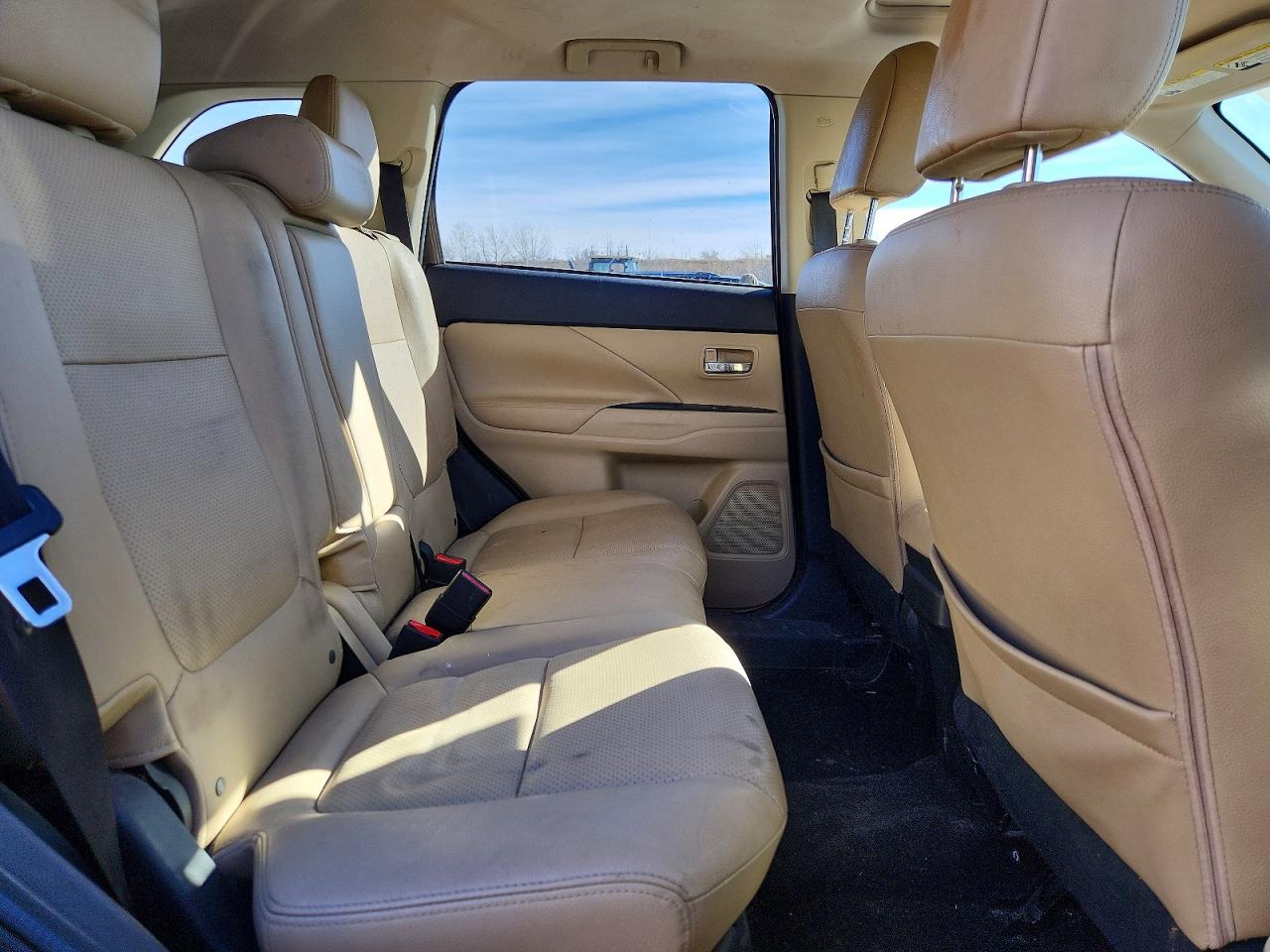 2016 Mitsubishi Outlander Se Коричневый vin: JA4AD3A31GZ021863