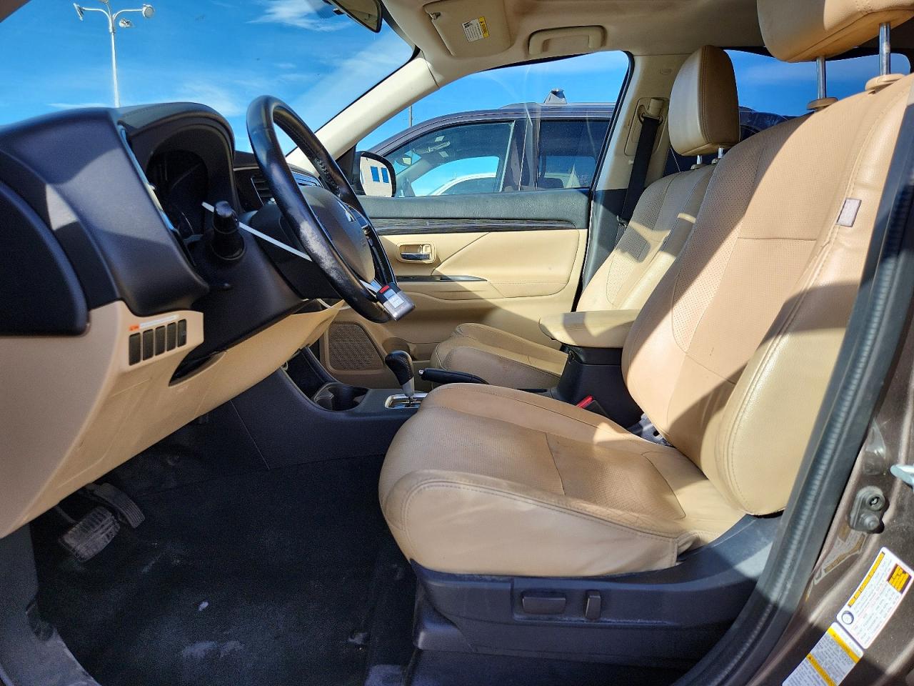 2016 Mitsubishi Outlander Se Коричневый vin: JA4AD3A31GZ021863