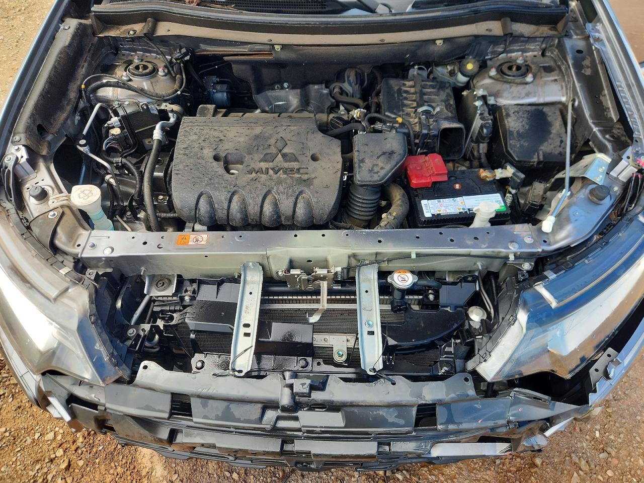 2019 Mitsubishi Outlander Se Silver vin: JA4AD3A31KZ006126