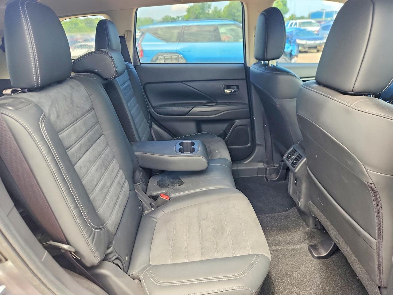 2019 Mitsubishi Outlander Se Silver vin: JA4AD3A31KZ006126