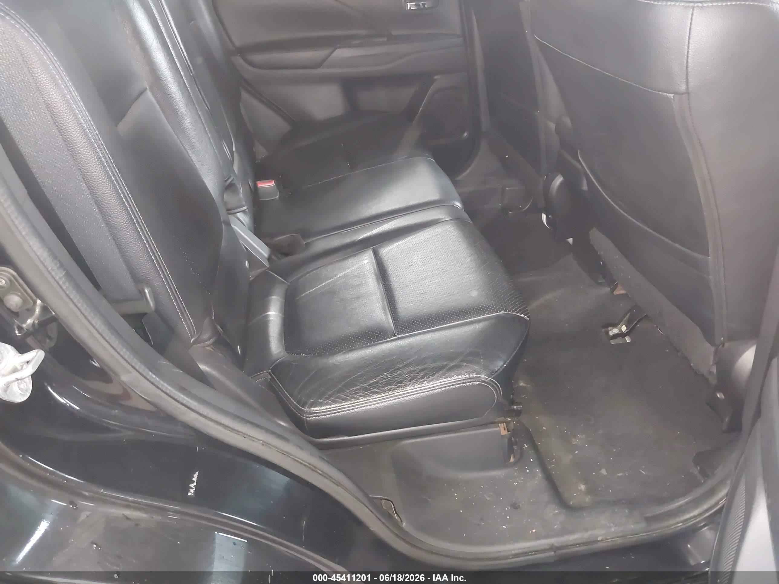 2014 Mitsubishi Outlander Se Black vin: JA4AD3A32EZ014546