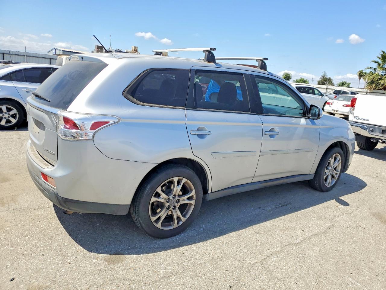 2014 Mitsubishi Outlander Se Silver vin: JA4AD3A32EZ015597