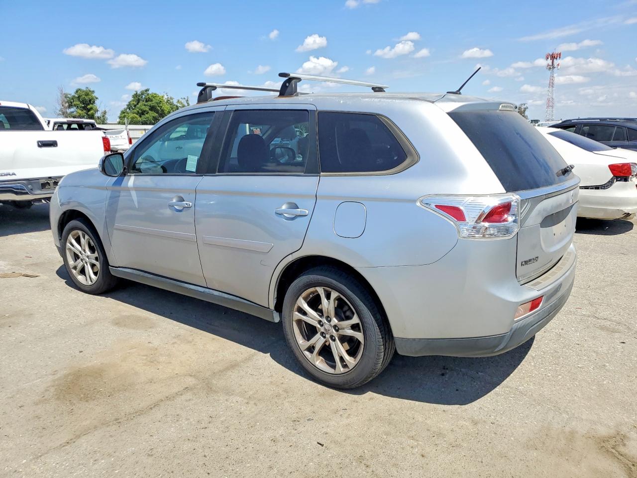 2014 Mitsubishi Outlander Se Silver vin: JA4AD3A32EZ015597