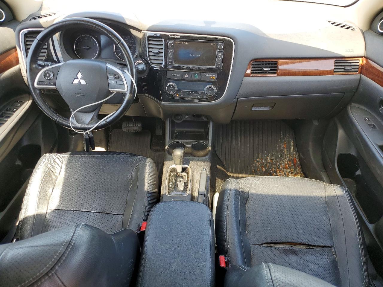 2014 Mitsubishi Outlander Se Silver vin: JA4AD3A32EZ015597