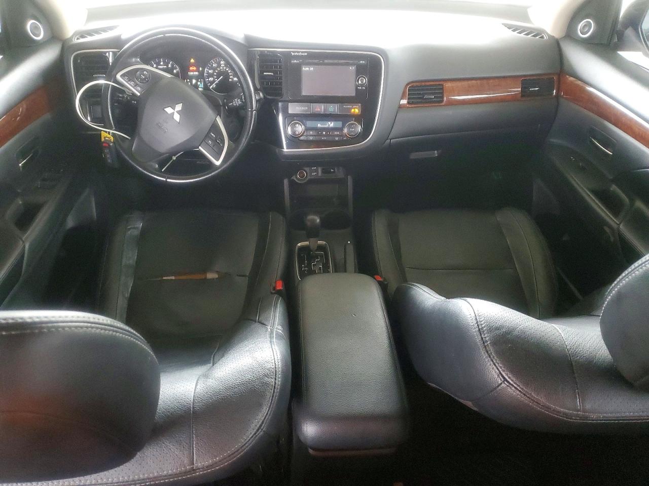 2015 Mitsubishi Outlander Se Желто-коричневый vin: JA4AD3A32FZ002575