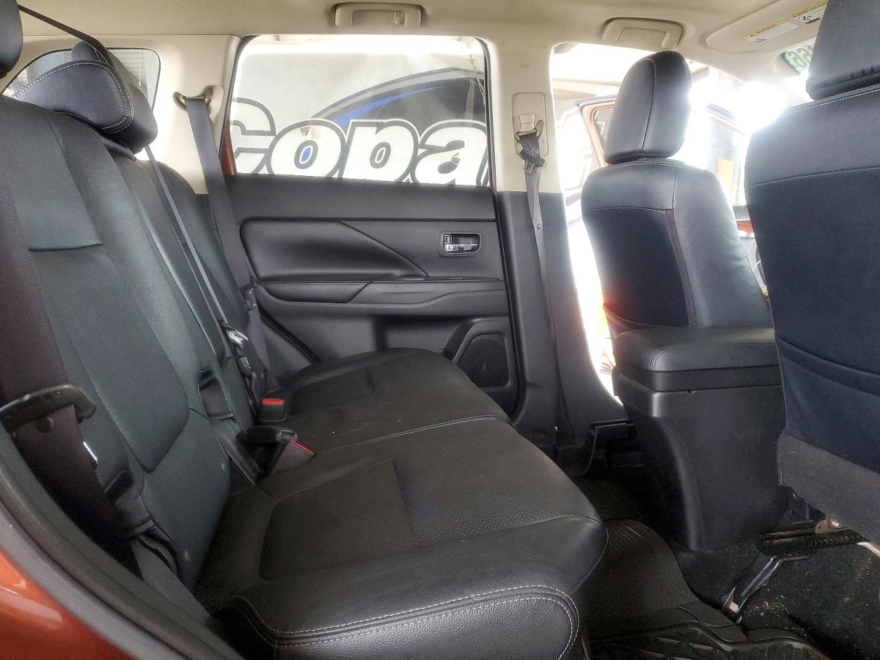 2015 Mitsubishi Outlander Se Желто-коричневый vin: JA4AD3A32FZ002575