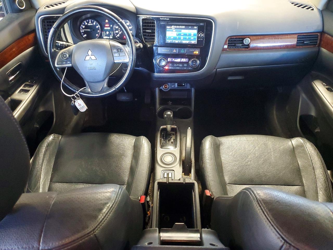 2015 Mitsubishi Outlander Se Red vin: JA4AD3A32FZ002754