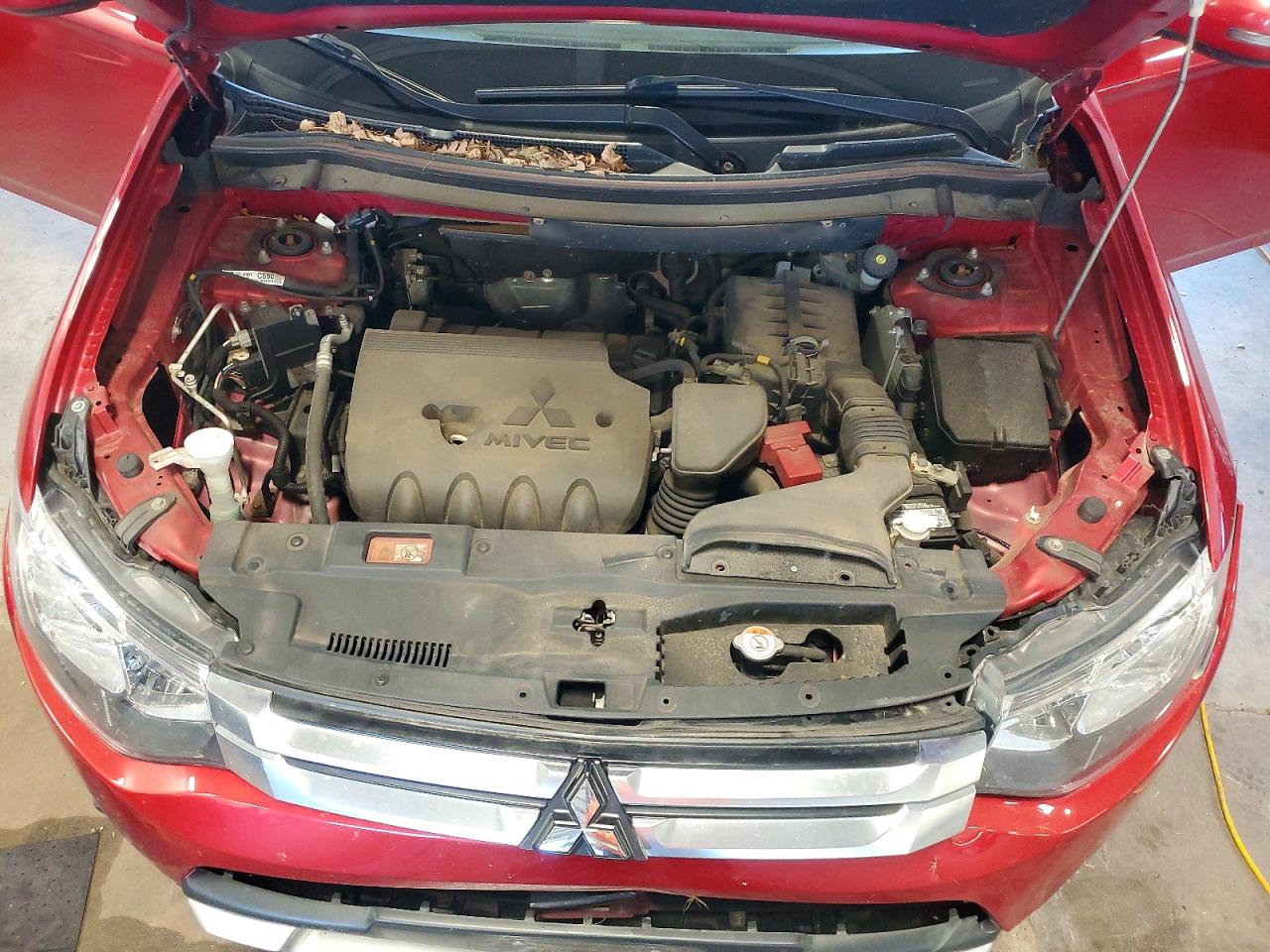 2015 Mitsubishi Outlander Se Red vin: JA4AD3A32FZ002754