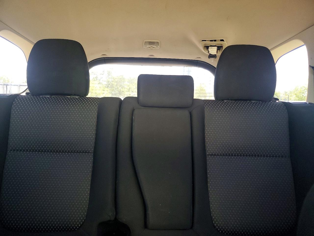 2018 Mitsubishi Outlander Se White vin: JA4AD3A32JZ039666