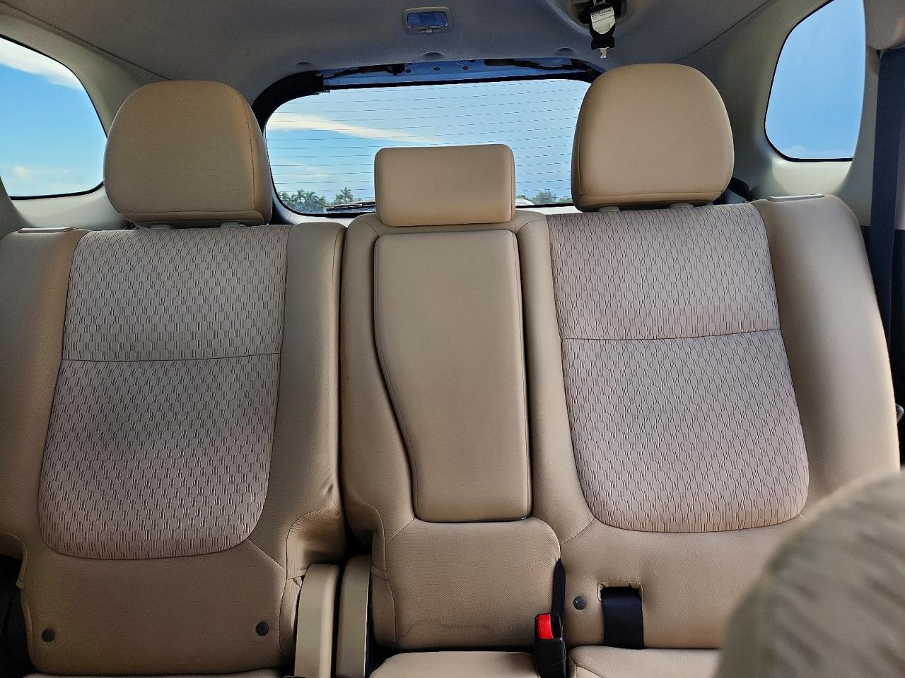 2014 Mitsubishi Outlander Se White vin: JA4AD3A33EZ015852