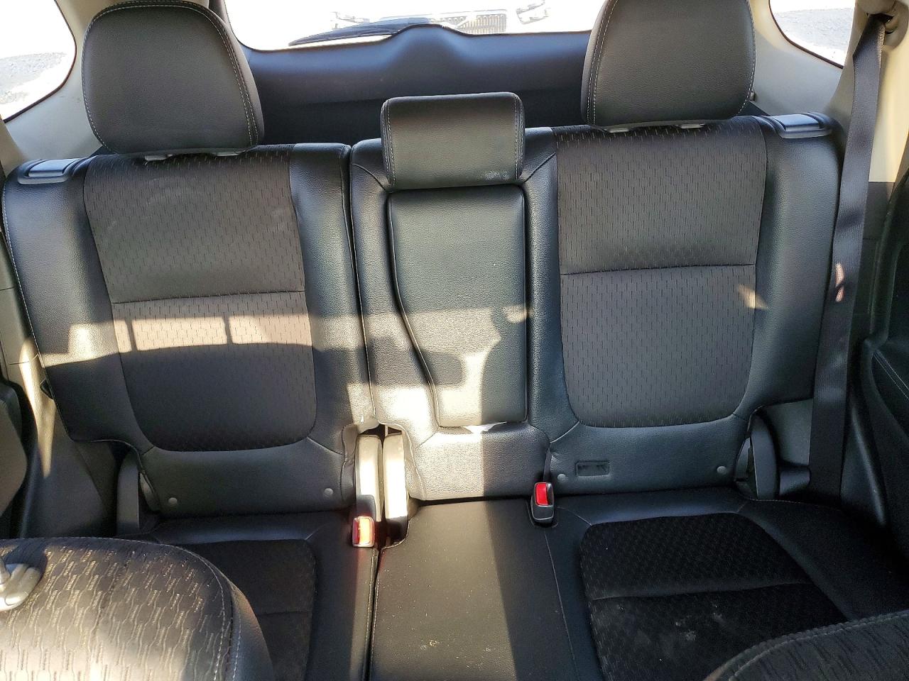 2015 Mitsubishi Outlander Se White vin: JA4AD3A33FZ003282