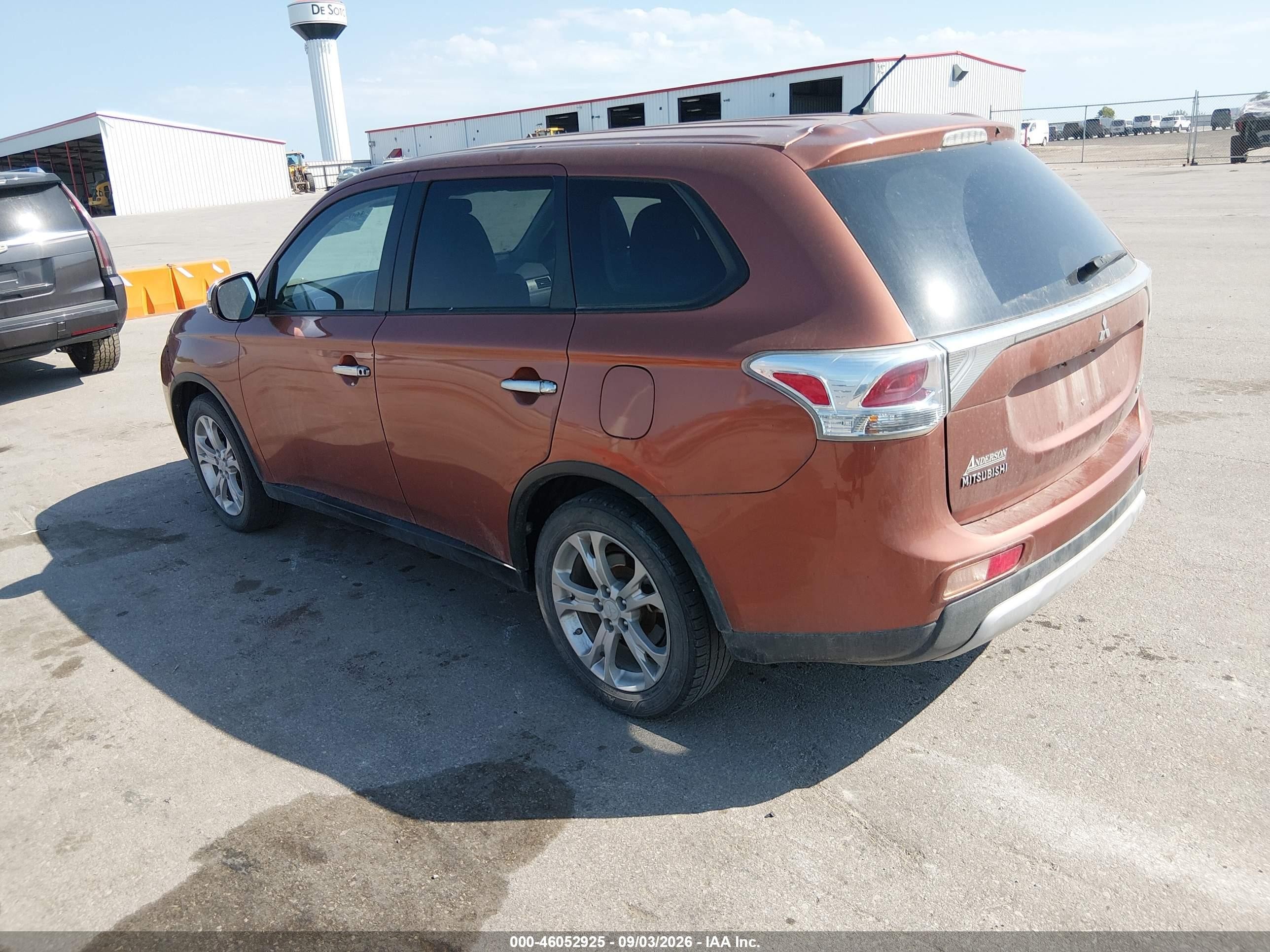 2015 Mitsubishi Outlander Se Orange vin: JA4AD3A33FZ003847