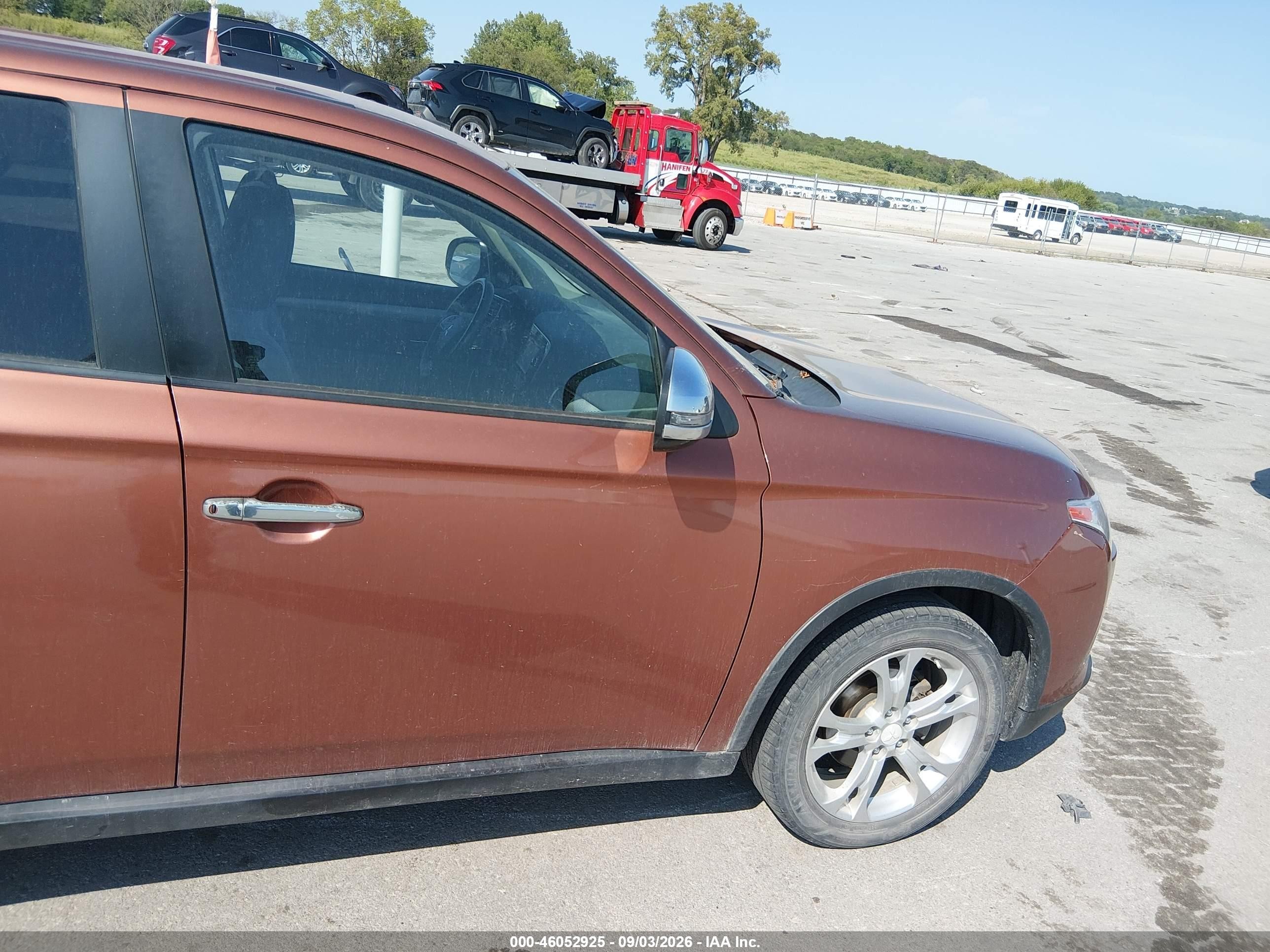 2015 Mitsubishi Outlander Se Orange vin: JA4AD3A33FZ003847