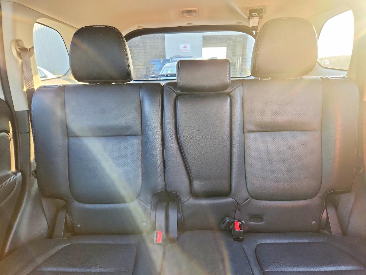 2015 Mitsubishi Outlander Se Белый vin: JA4AD3A33FZ008658