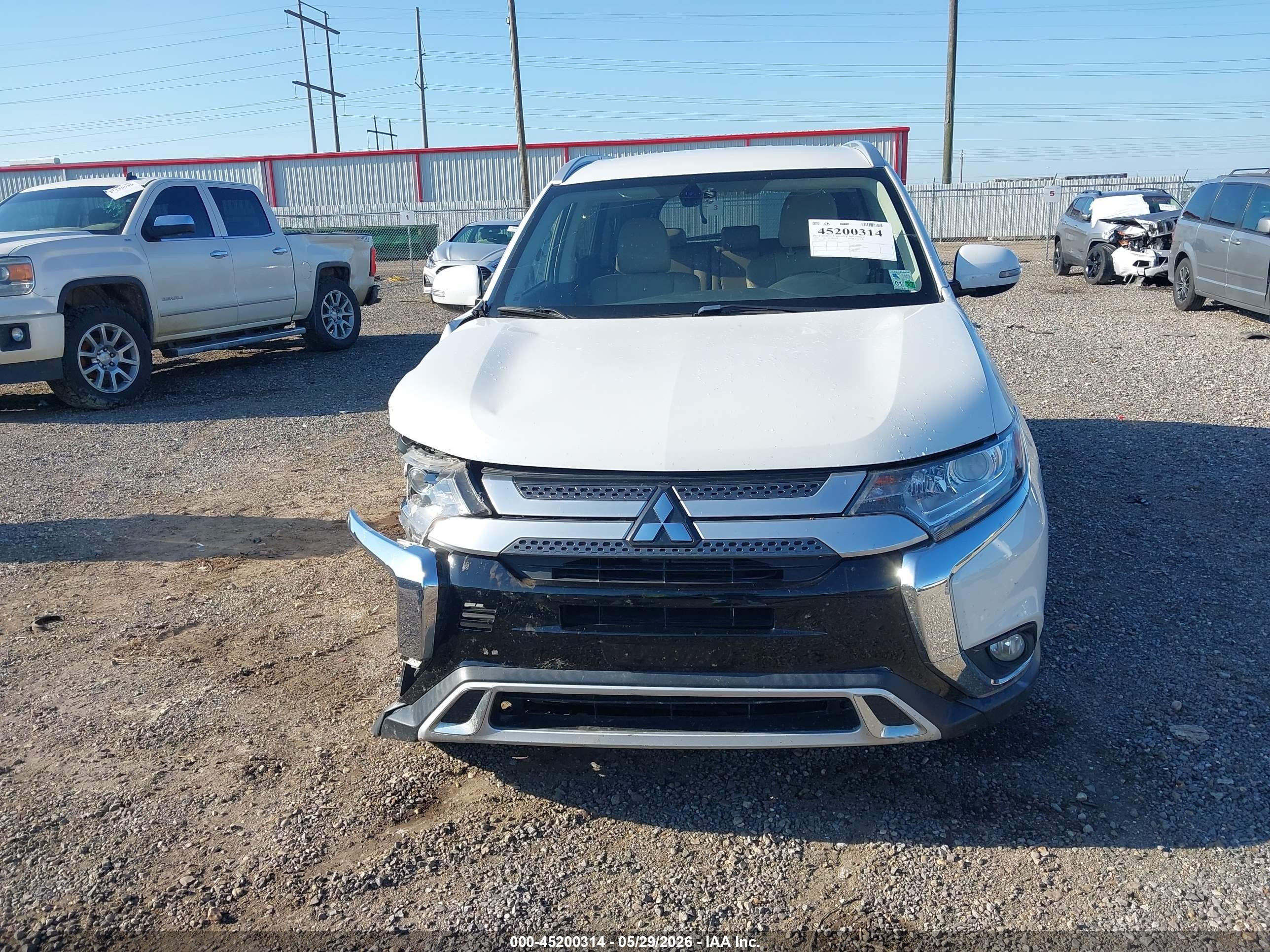 2019 Mitsubishi Outlander Sel White vin: JA4AD3A33KZ004796