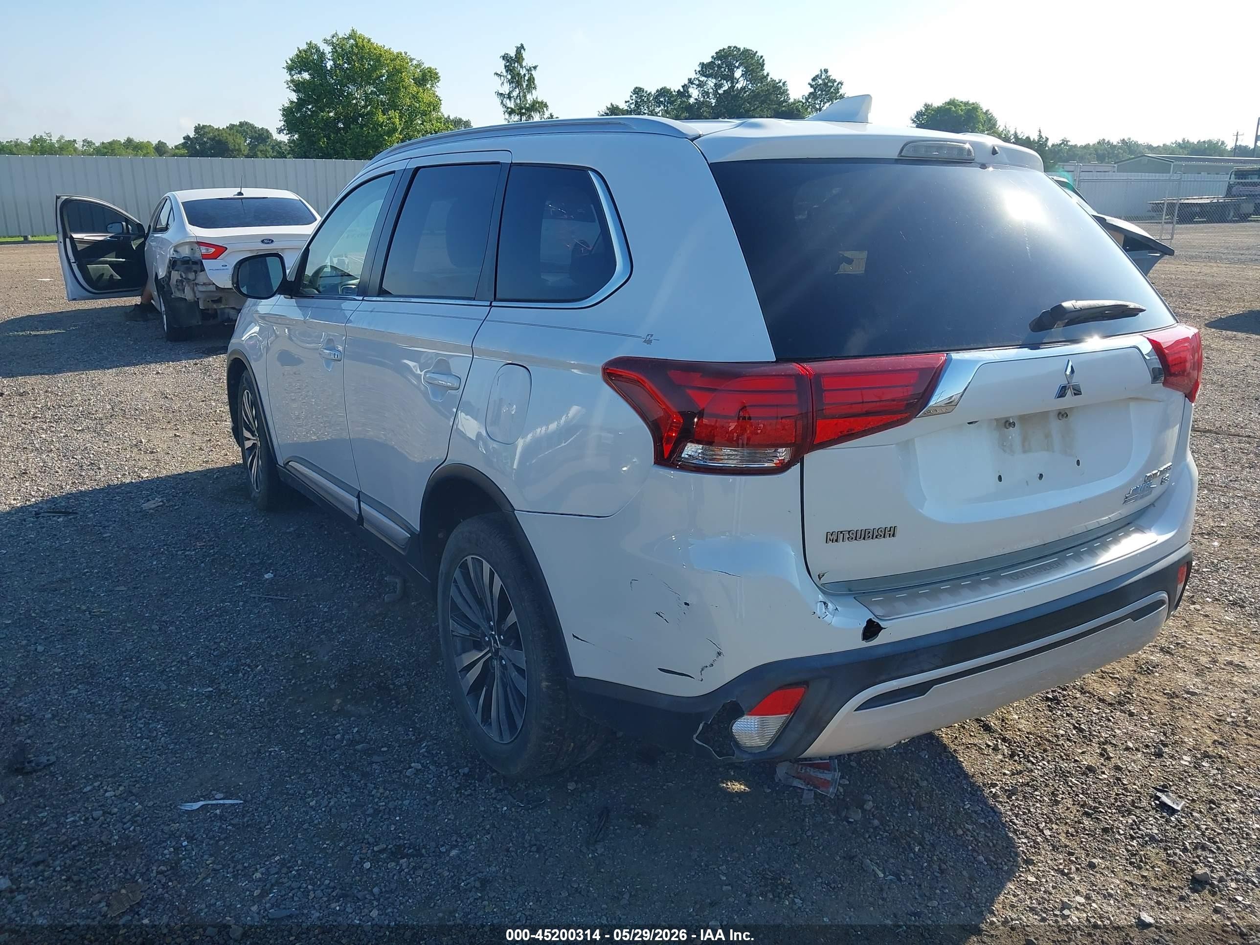 2019 Mitsubishi Outlander Sel White vin: JA4AD3A33KZ004796