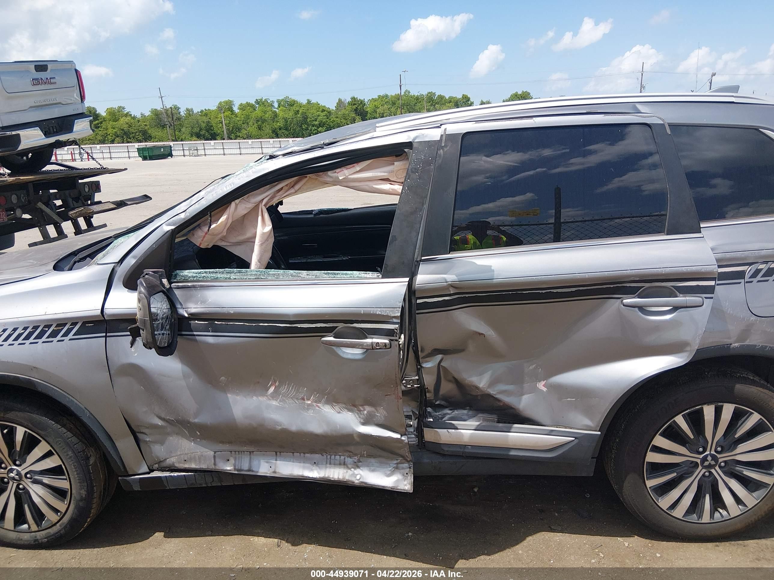 2019 Mitsubishi Outlander Sel Серый vin: JA4AD3A33KZ023011