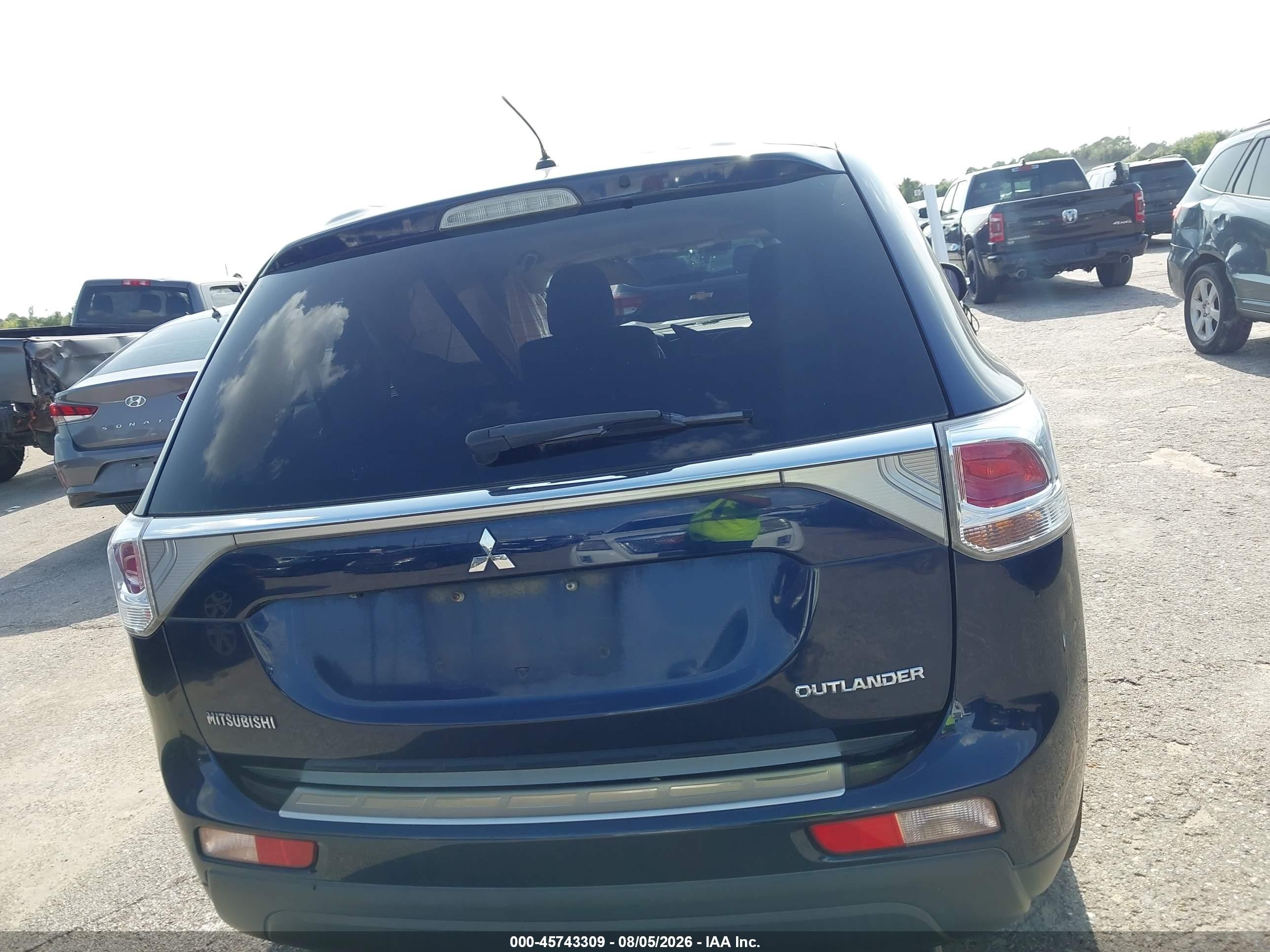 2014 Mitsubishi Outlander Se Blue vin: JA4AD3A34EZ018050