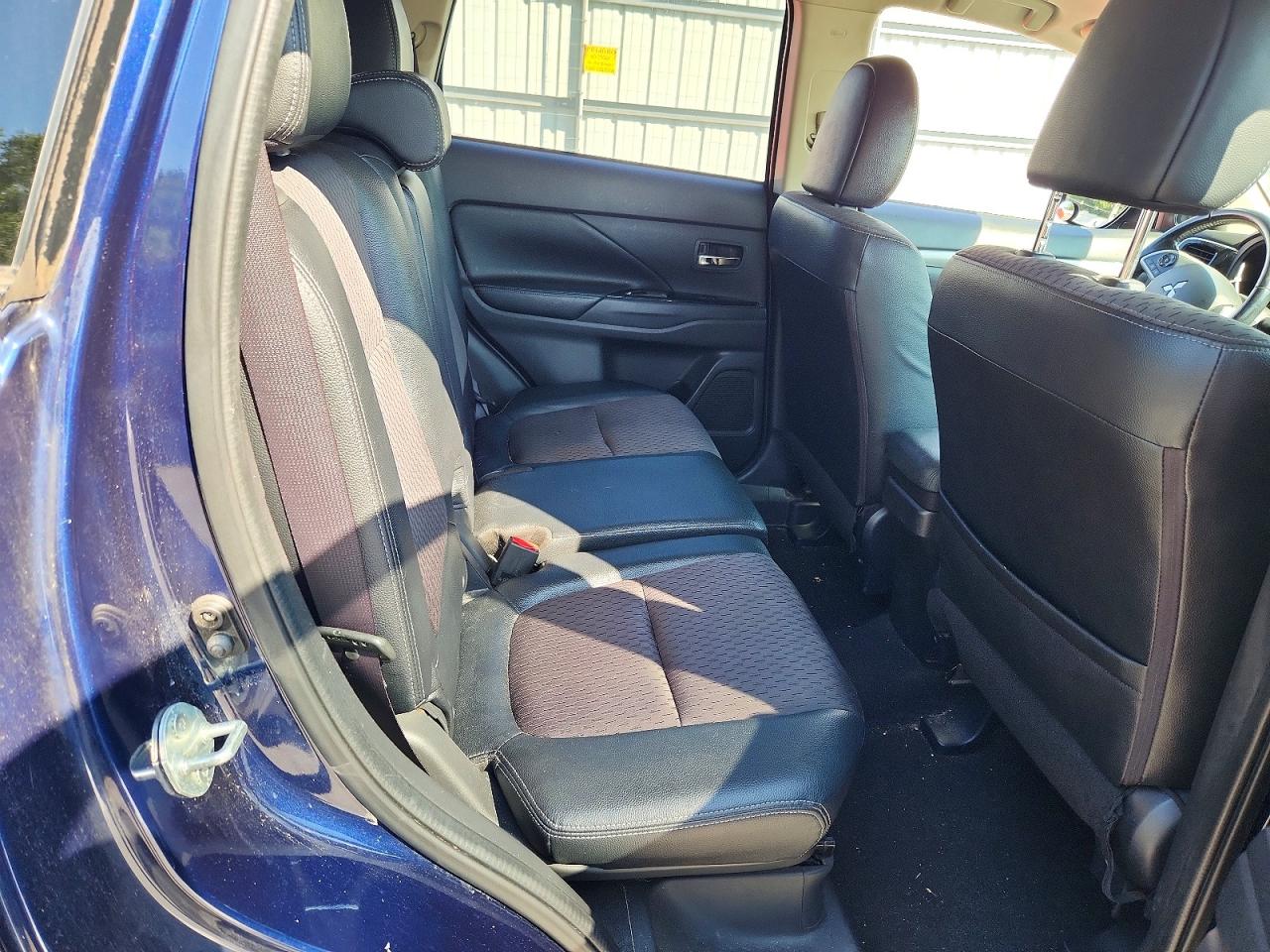 2015 Mitsubishi Outlander Se Blue vin: JA4AD3A34FZ007793