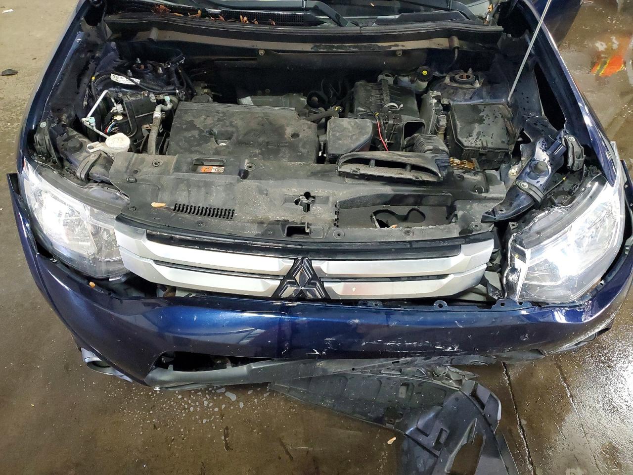 2015 Mitsubishi Outlander Se Blue vin: JA4AD3A34FZ009009