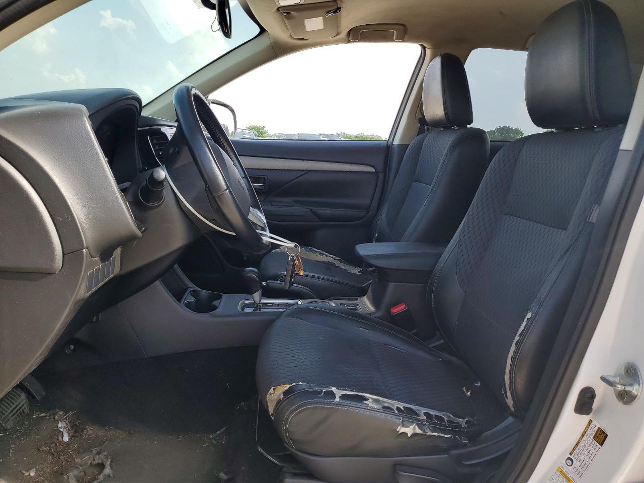 2015 Mitsubishi Outlander Se White vin: JA4AD3A34FZ011763