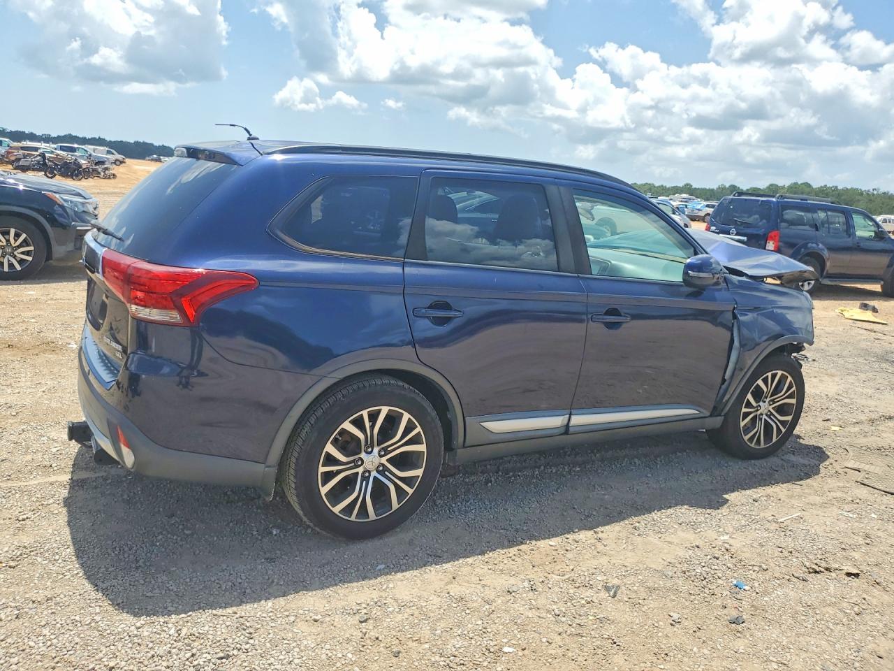 2016 Mitsubishi Outlander Se Blue vin: JA4AD3A34GZ054498