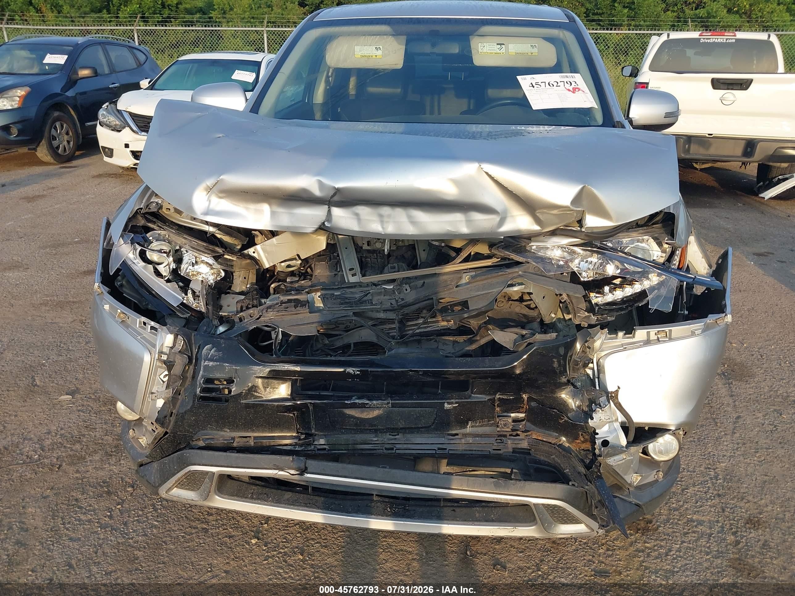 2019 Mitsubishi Outlander Se/sel/le Silver vin: JA4AD3A34KZ055580