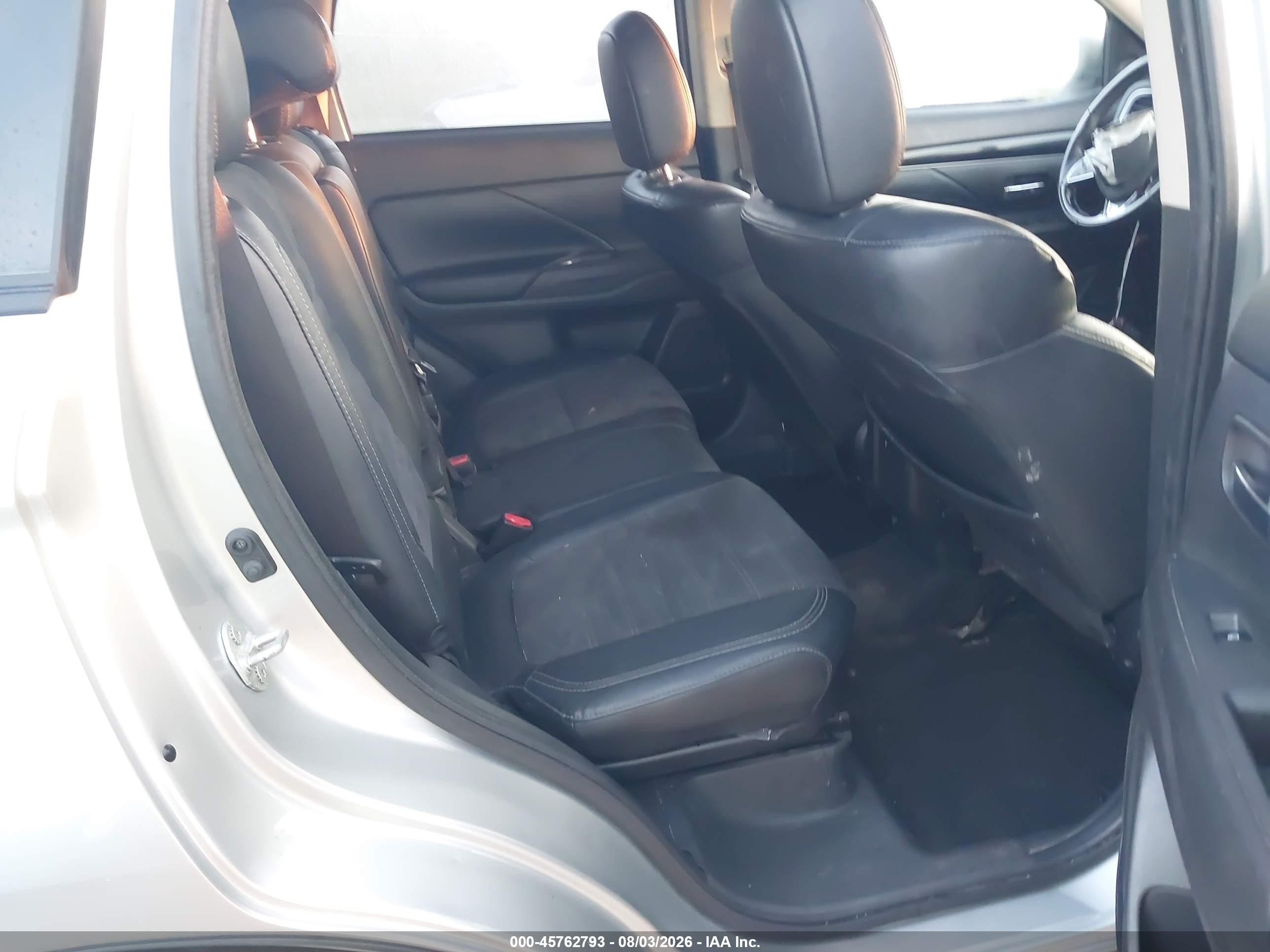 2019 Mitsubishi Outlander Se/sel/le Silver vin: JA4AD3A34KZ055580