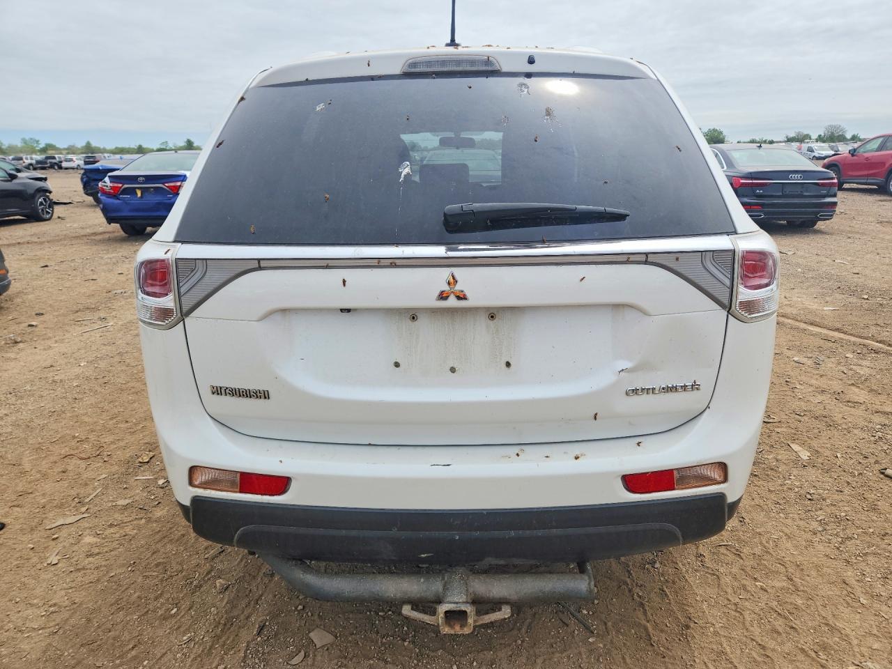 2014 Mitsubishi Outlander Se White vin: JA4AD3A35EZ013536