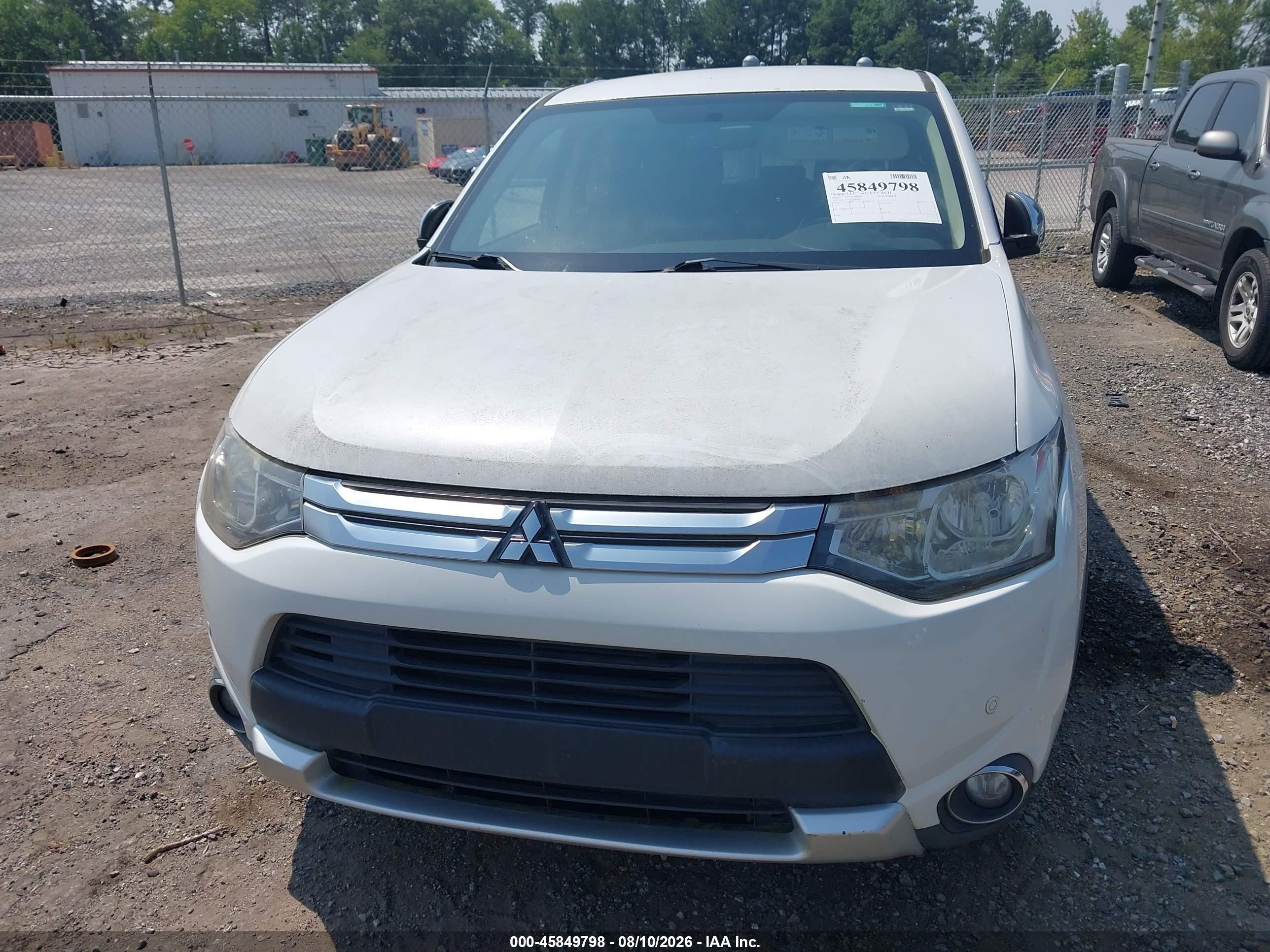 2015 Mitsubishi Outlander Se White vin: JA4AD3A35FZ000920