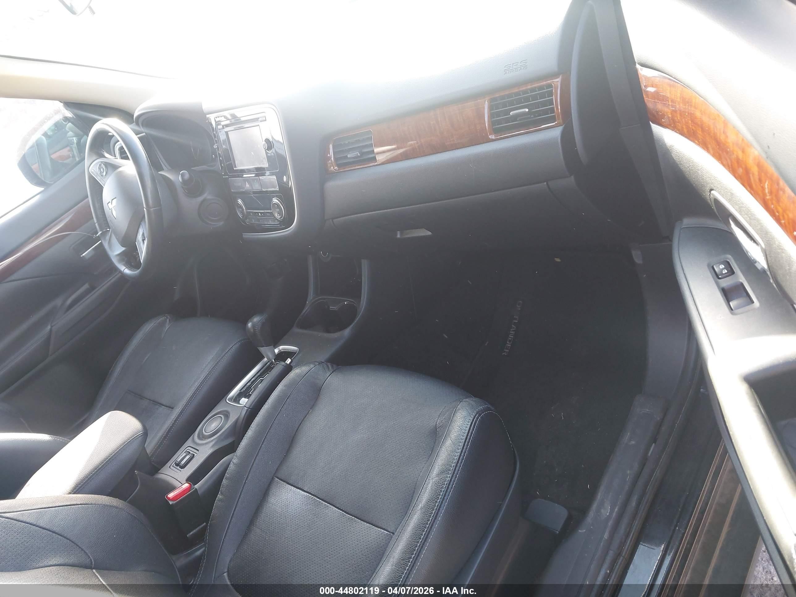 2015 Mitsubishi Outlander Se Black vin: JA4AD3A35FZ002148