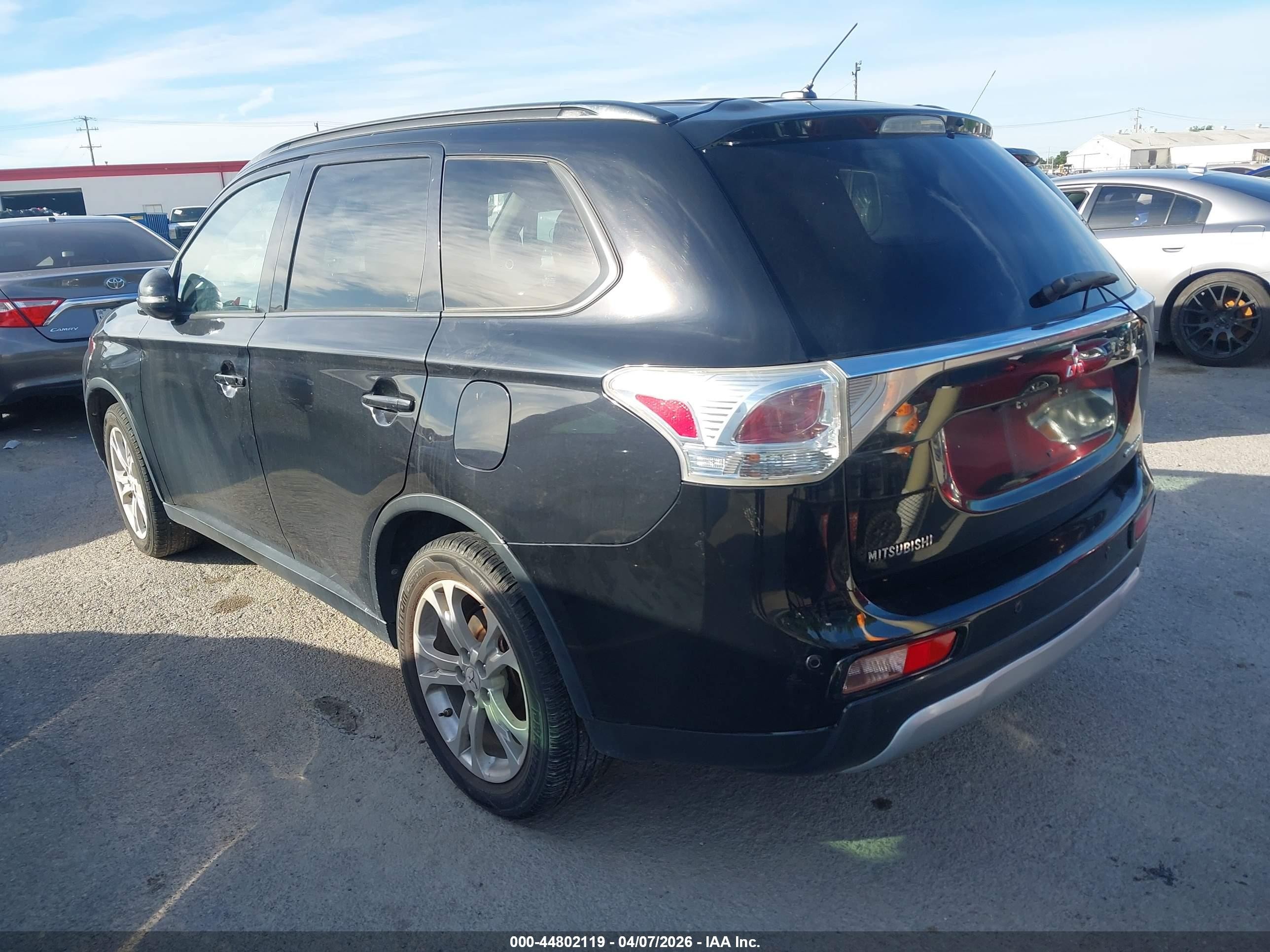 2015 Mitsubishi Outlander Se Black vin: JA4AD3A35FZ002148