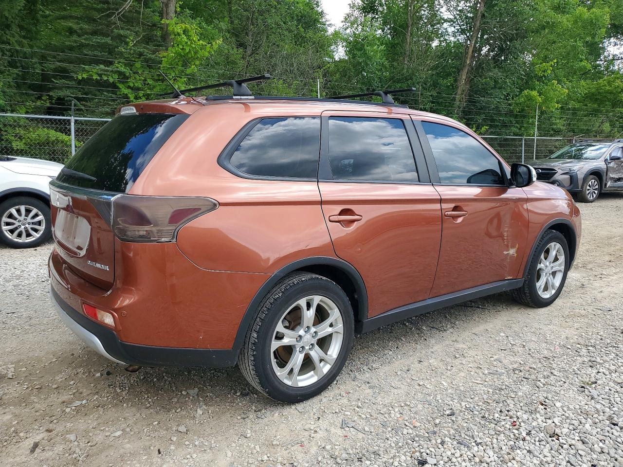 2015 Mitsubishi Outlander Se Orange vin: JA4AD3A35FZ008998
