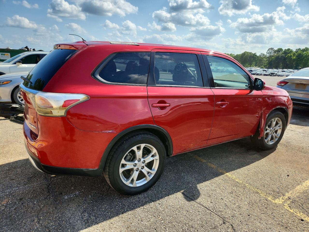 2015 Mitsubishi Outlander Se Red vin: JA4AD3A35FZ009021