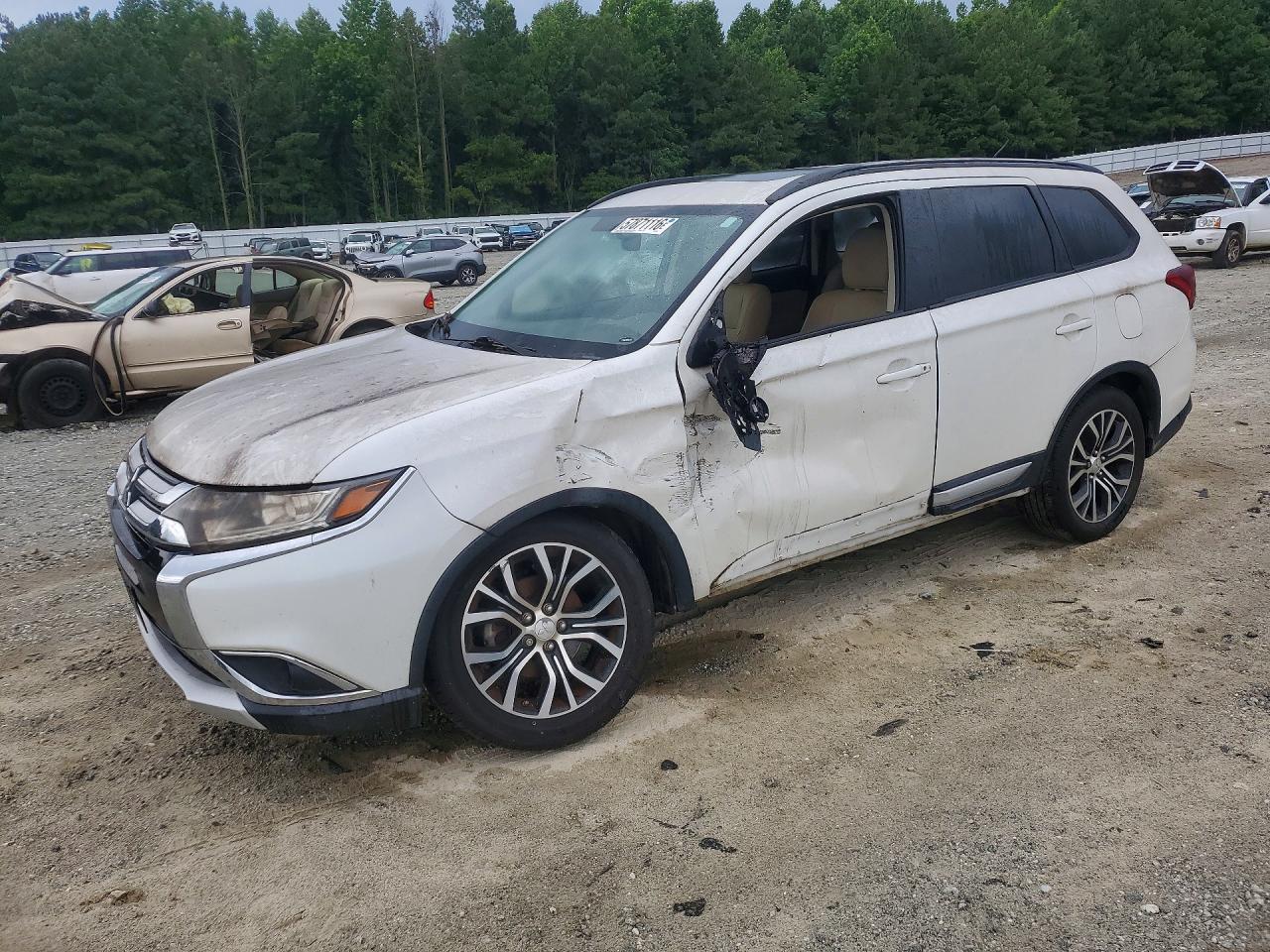 2016 Mitsubishi Outlander Белый vin: JA4AD3A35GZ007223