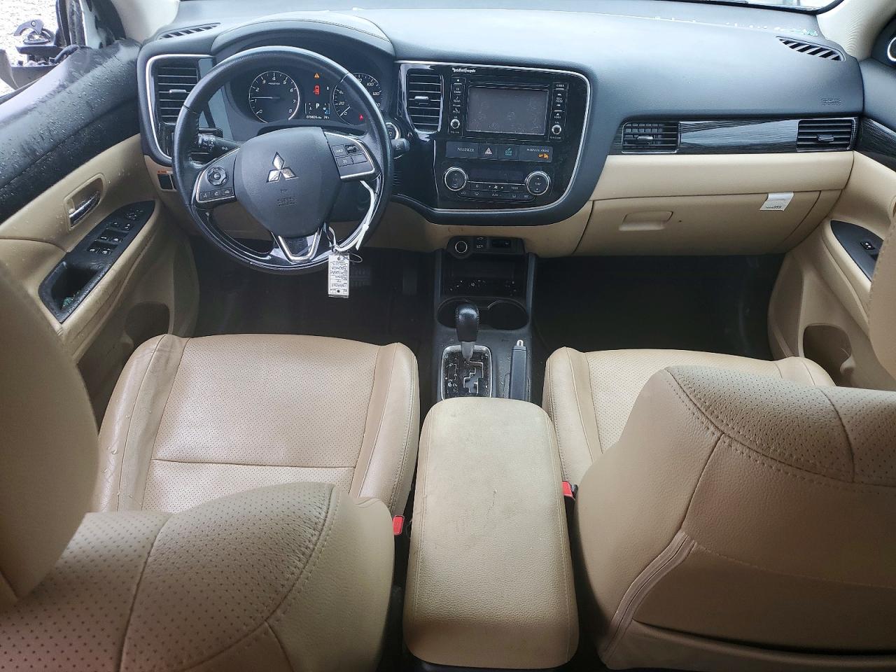 2016 Mitsubishi Outlander Белый vin: JA4AD3A35GZ007223
