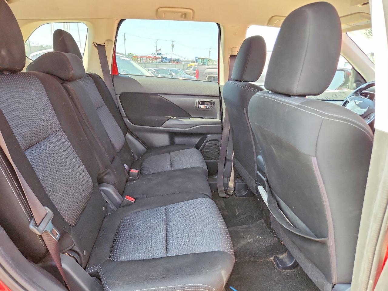 2016 Mitsubishi Outlander Se Красный vin: JA4AD3A35GZ028184